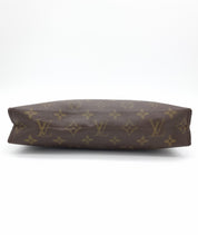 Louis Vuitton Toiletry Pouch 26