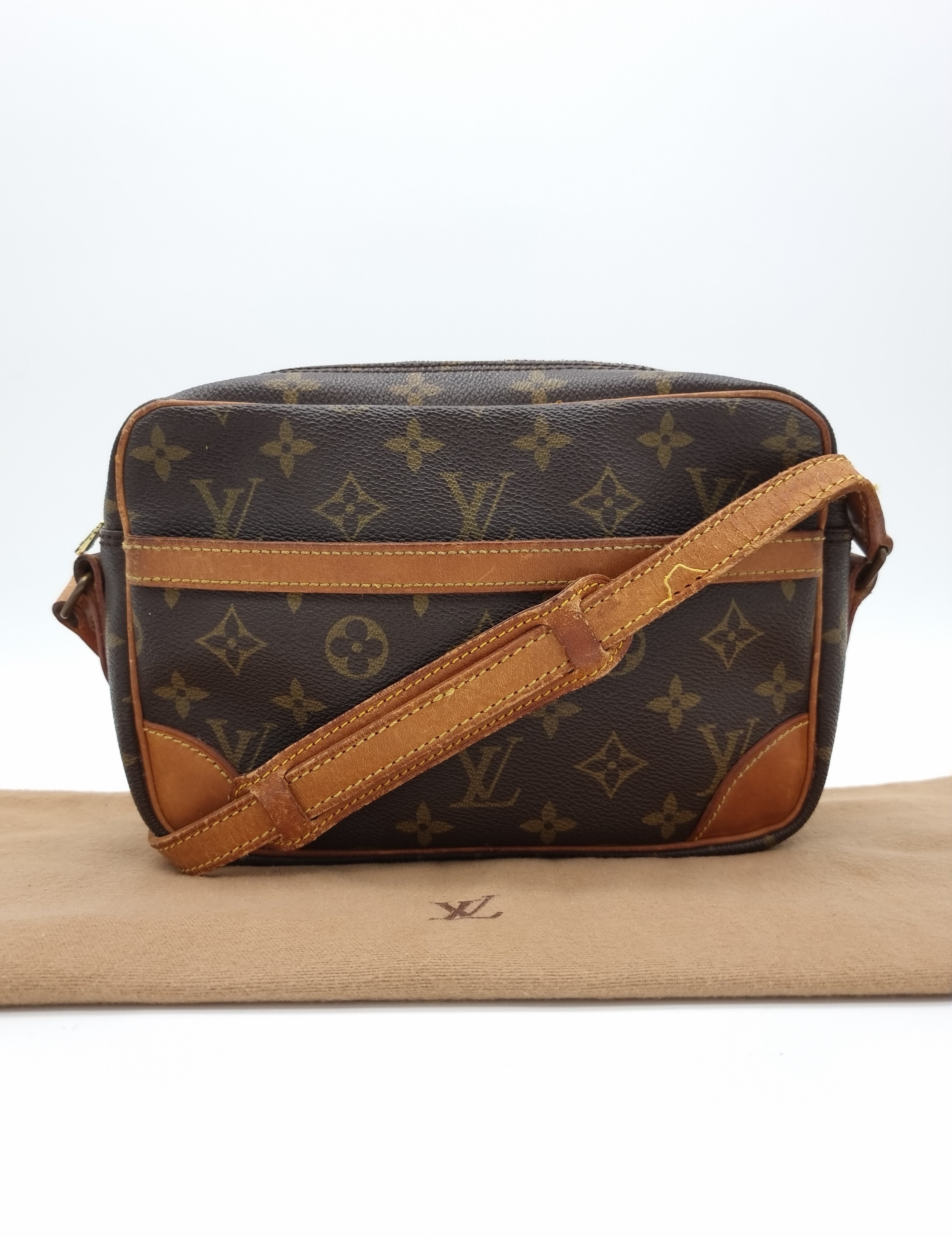 Louis Vuitton Trocadero 23