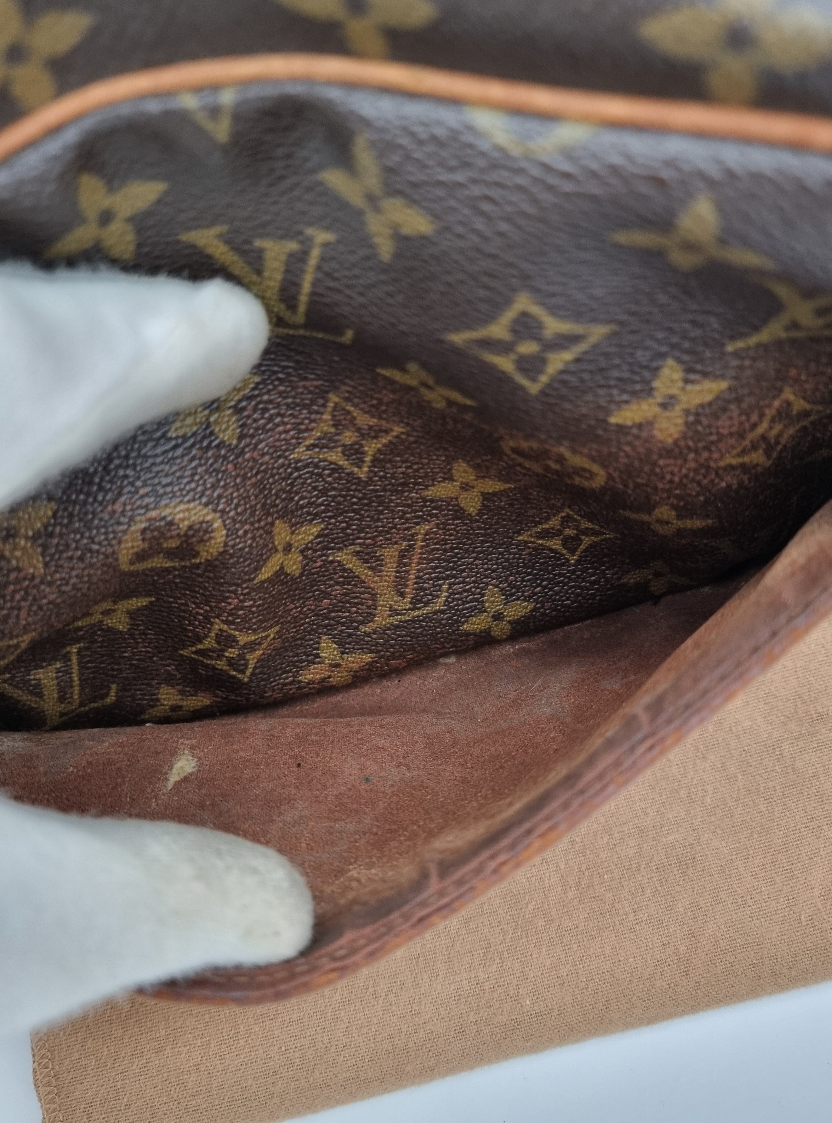 Louis Vuitton Trocadero 23
