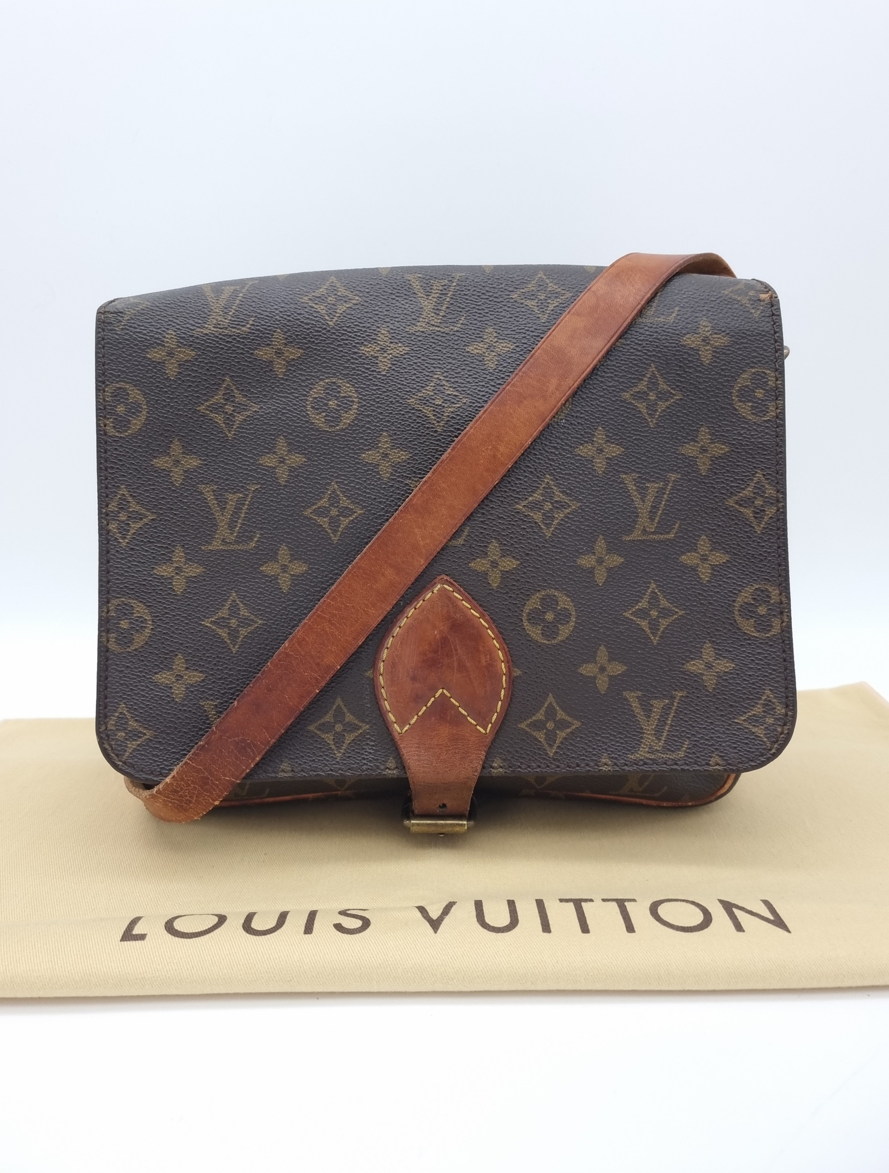 Louis Vuitton Cartouchiere GM