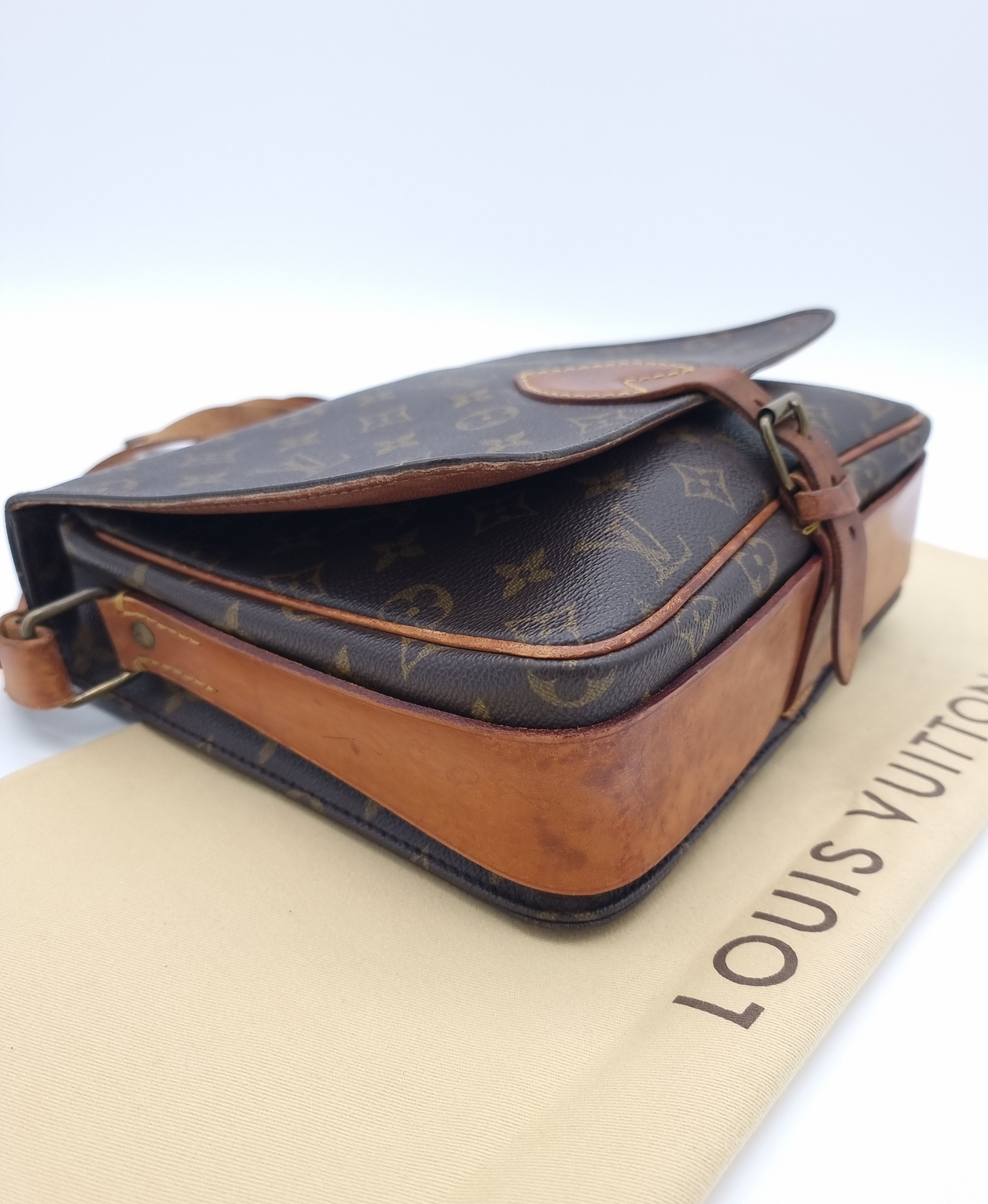 Louis Vuitton Cartouchiere GM