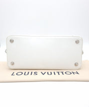 Louis Vuitton Dora PM