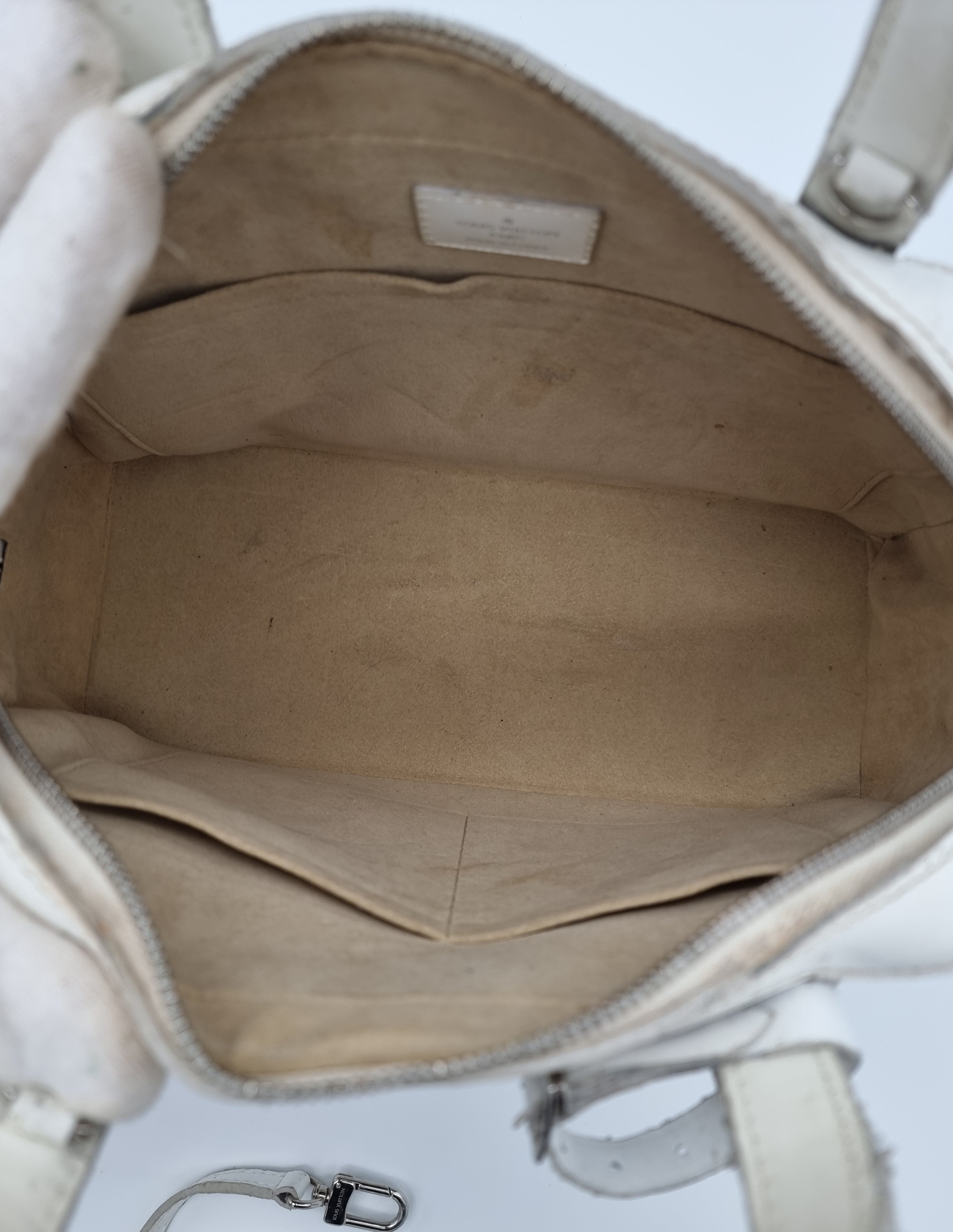 Louis Vuitton Dora PM