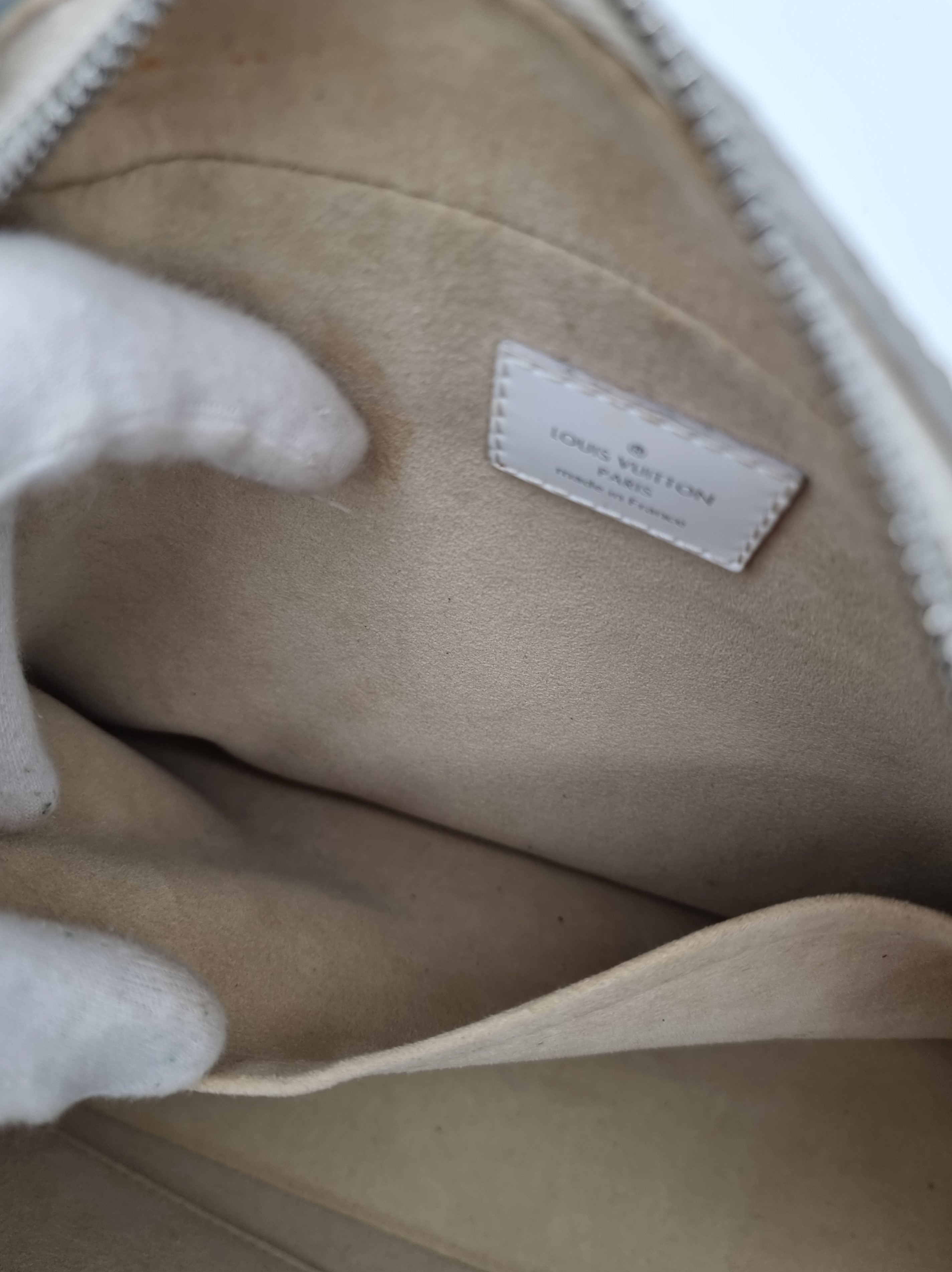 Louis Vuitton Dora PM
