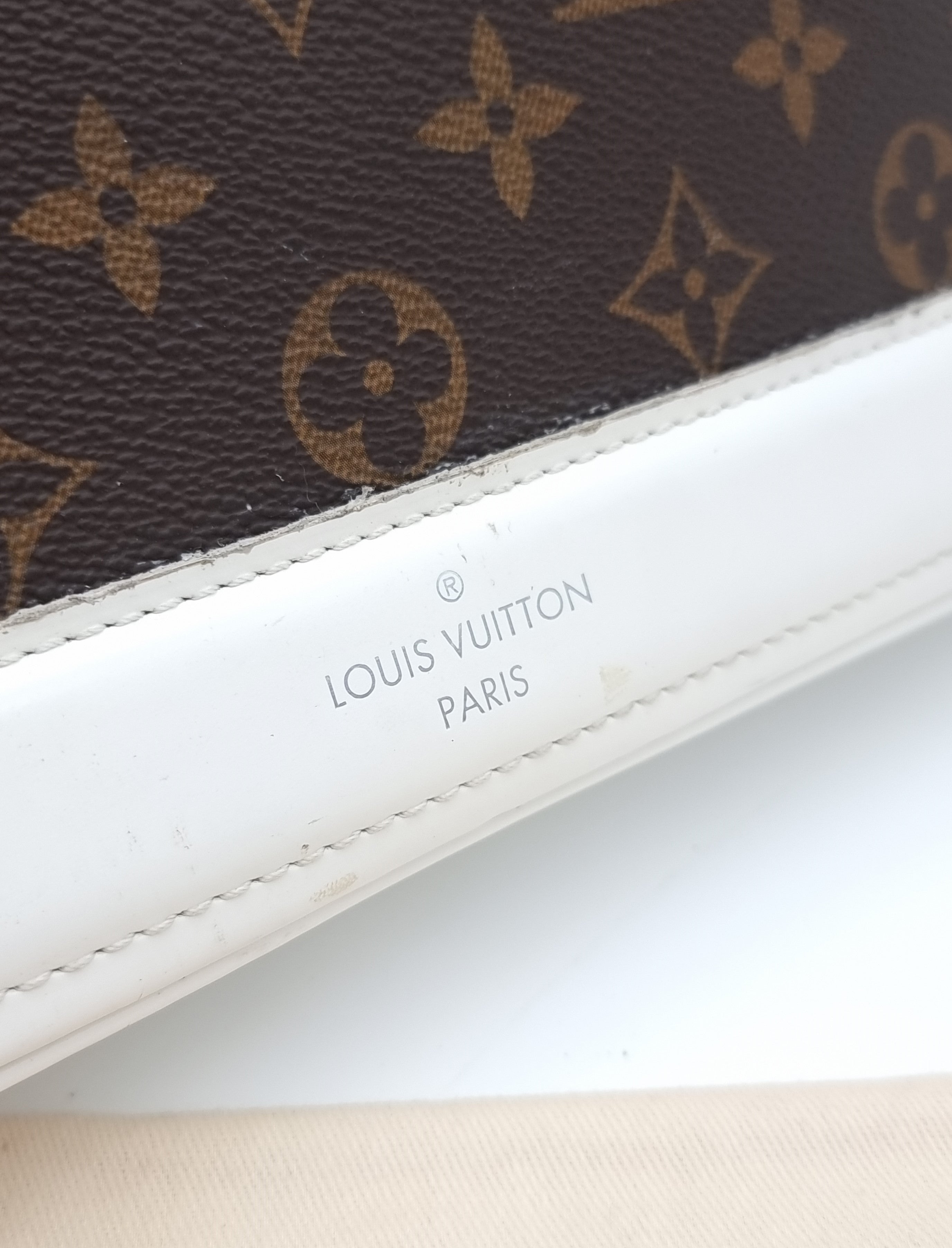 Louis Vuitton Dora PM