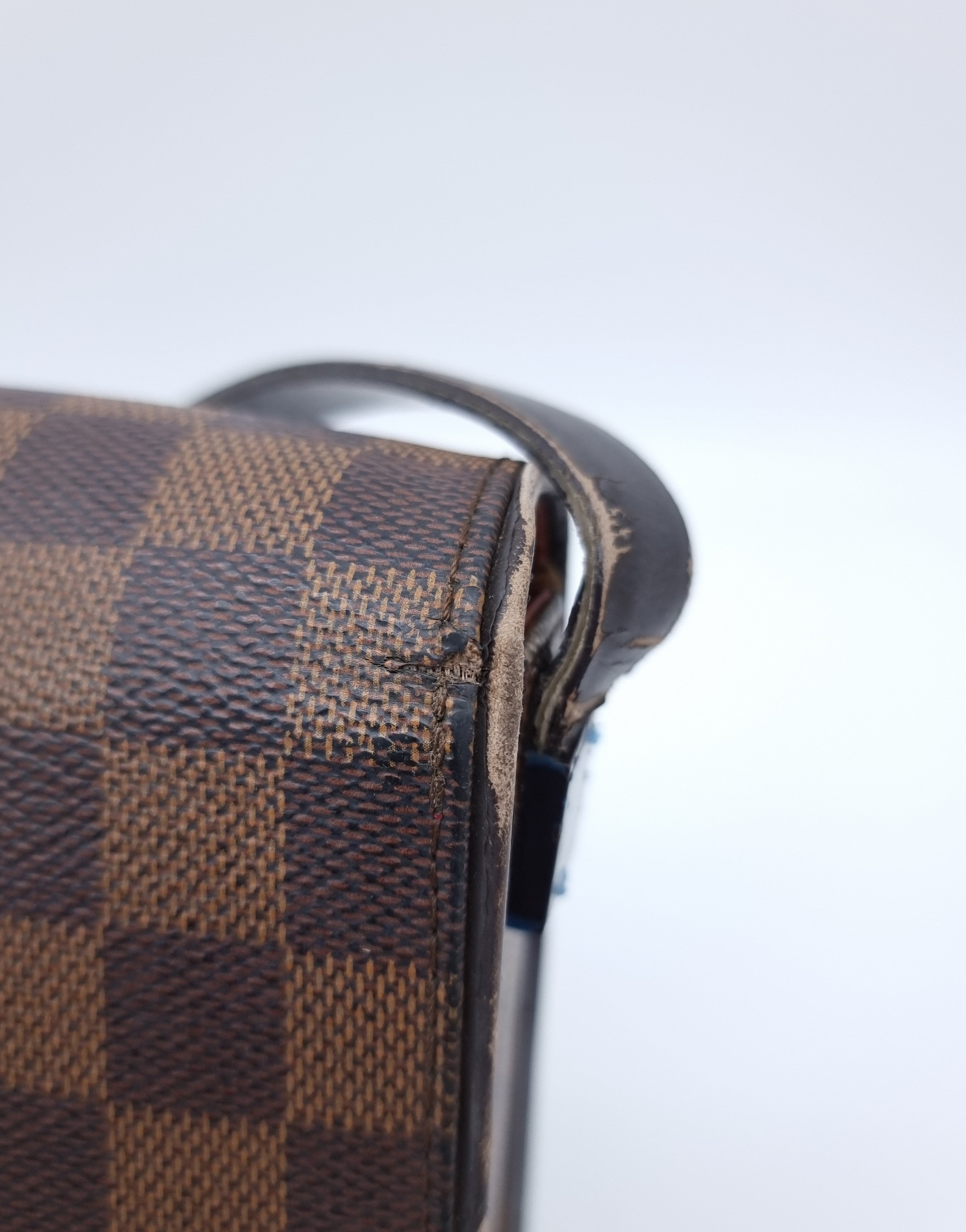 Louis Vuitton Tribeca Carre