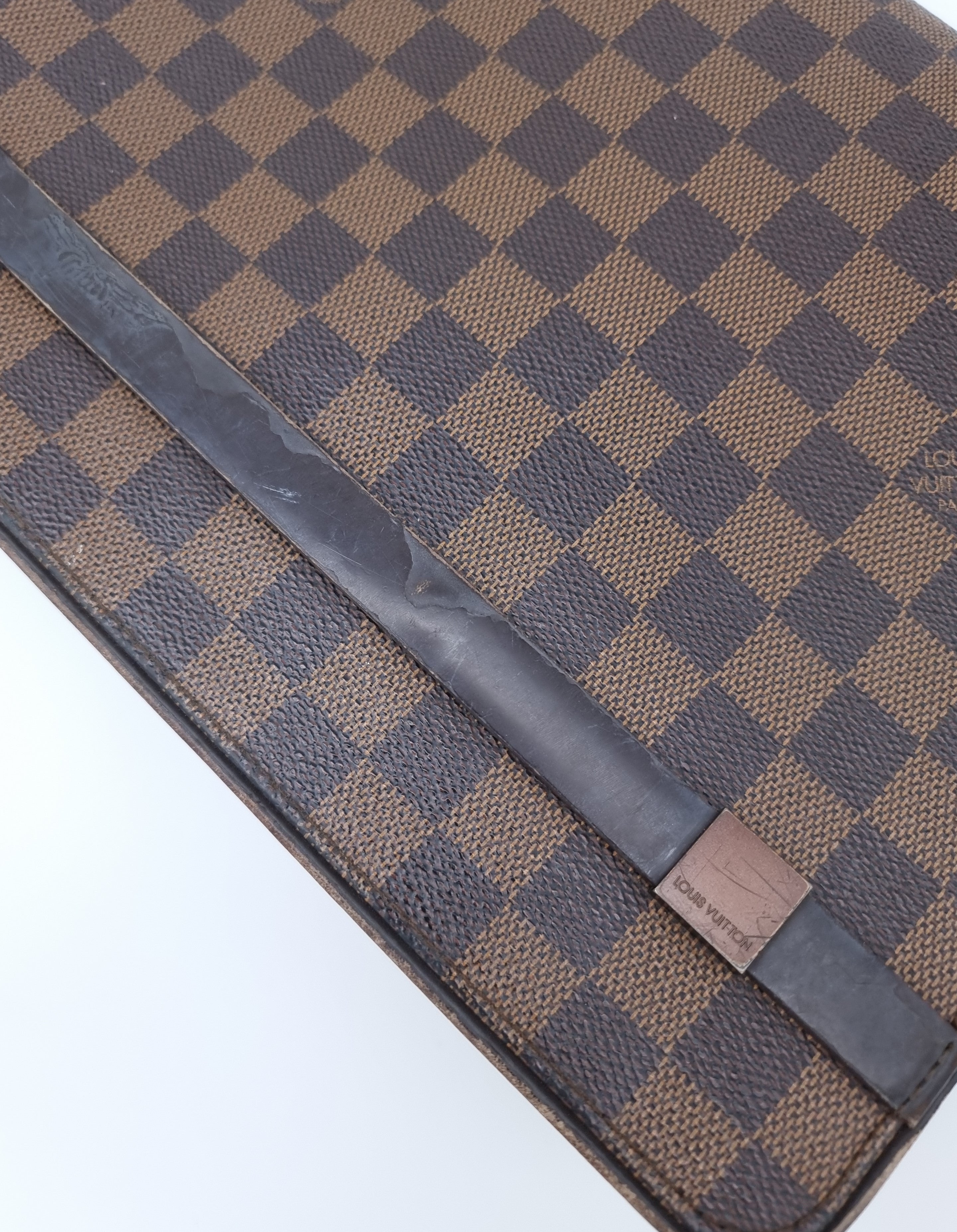 Louis Vuitton Tribeca Carre