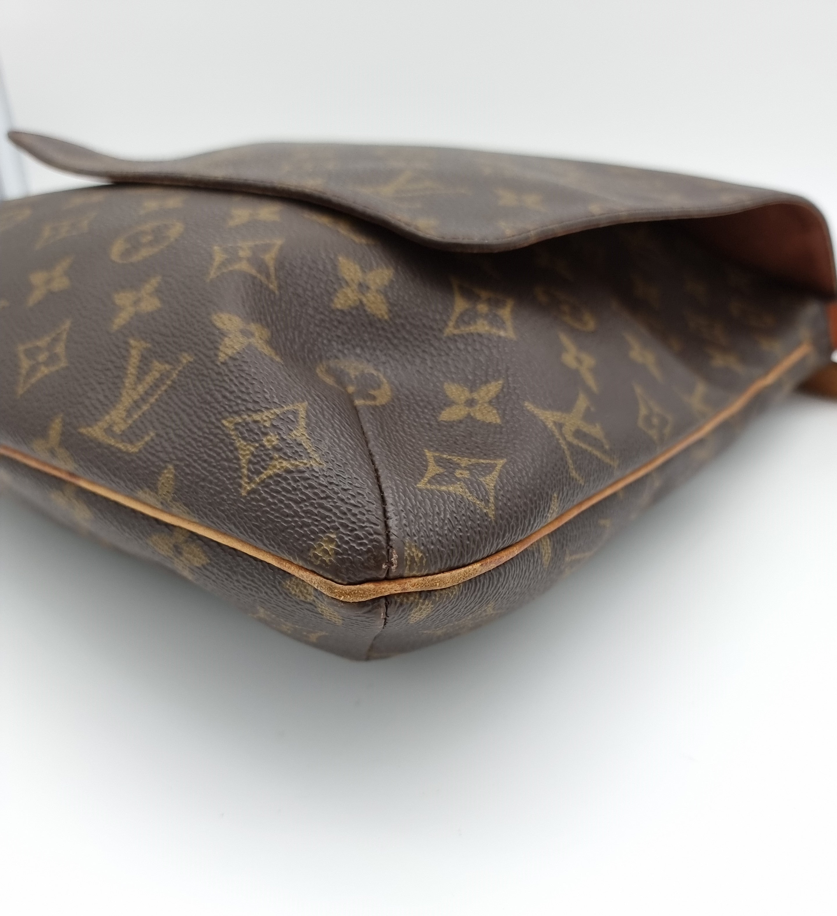 Louis Vuitton Musette Salsa