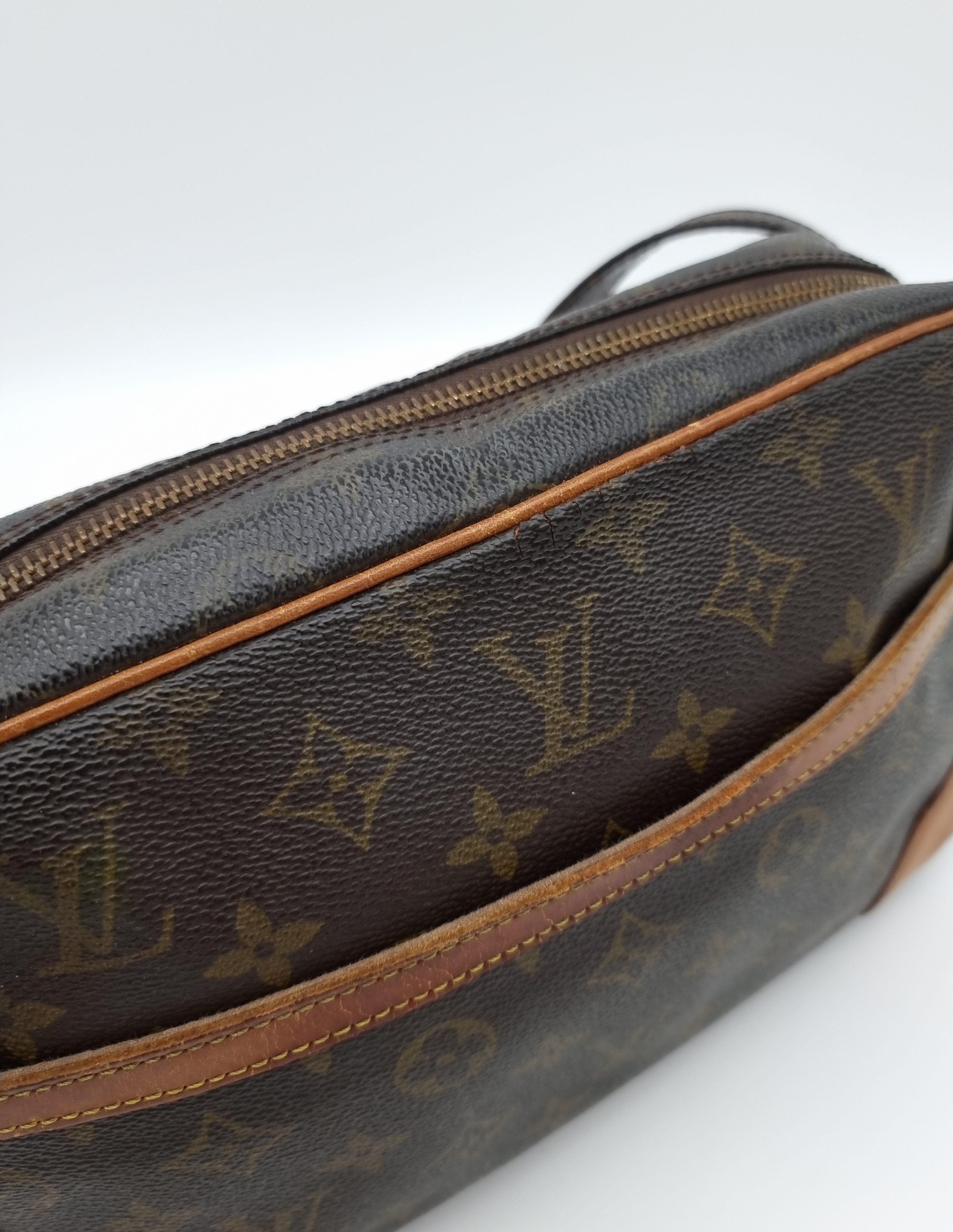 Louis Vuitton Trocadero 27