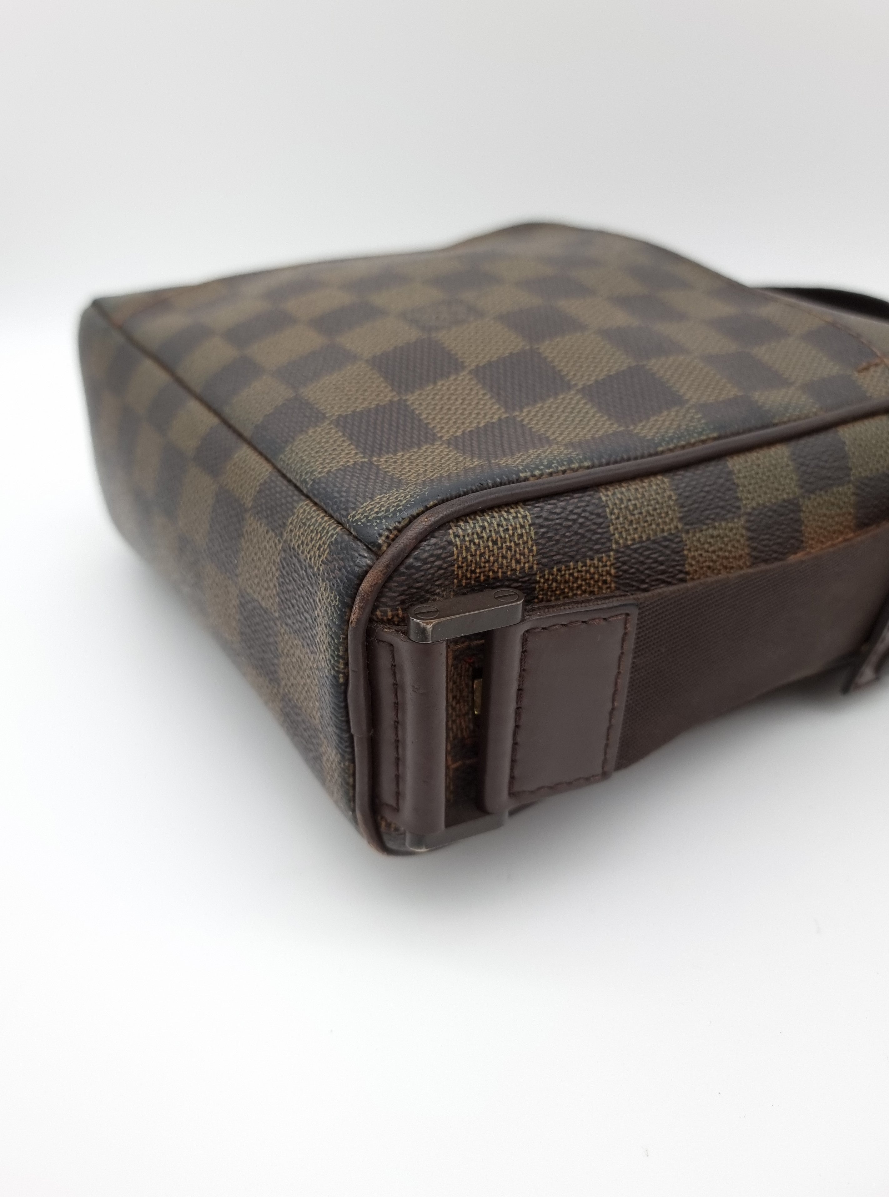 Louis Vuitton Damier Ebene Olav PM