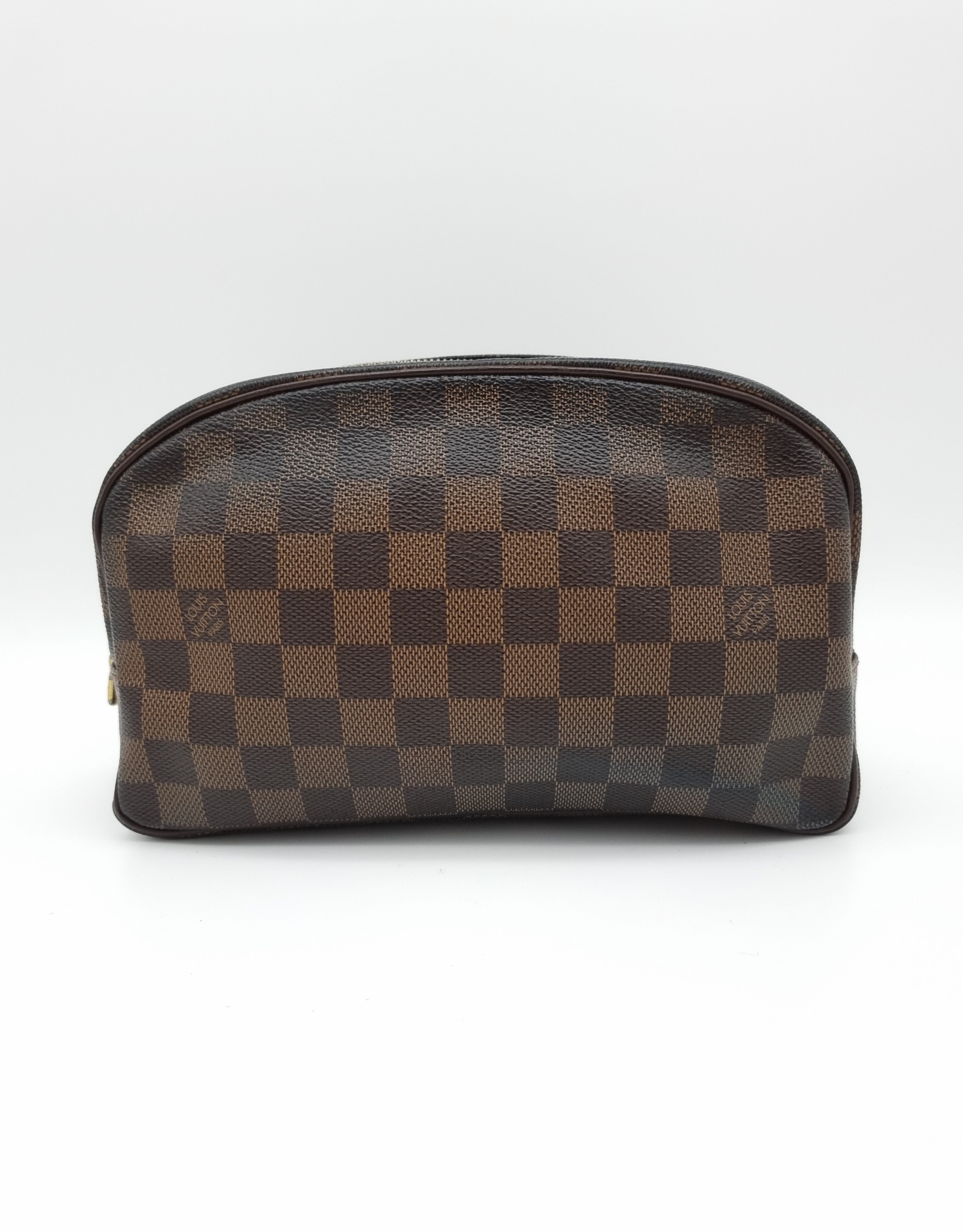 Louis Vuitton Damier Ebene Cosmetic Pouch GM – Luxor Finland
