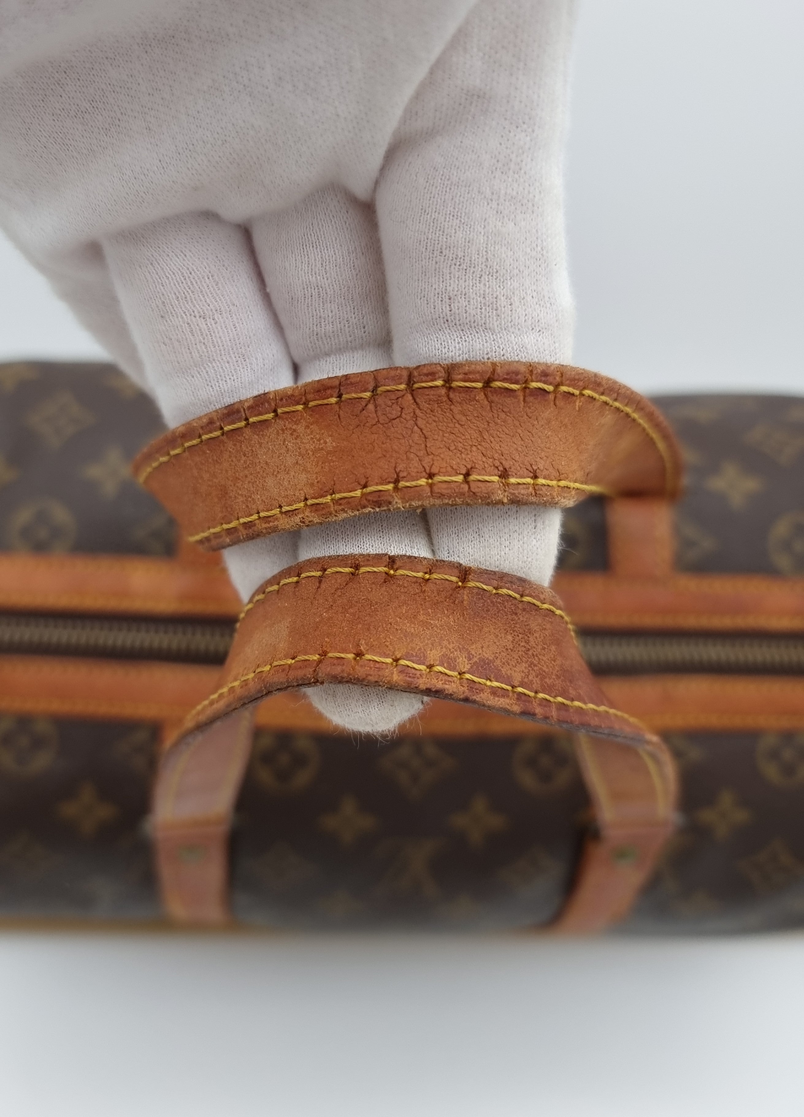 Louis Vuitton Sac Souple 35