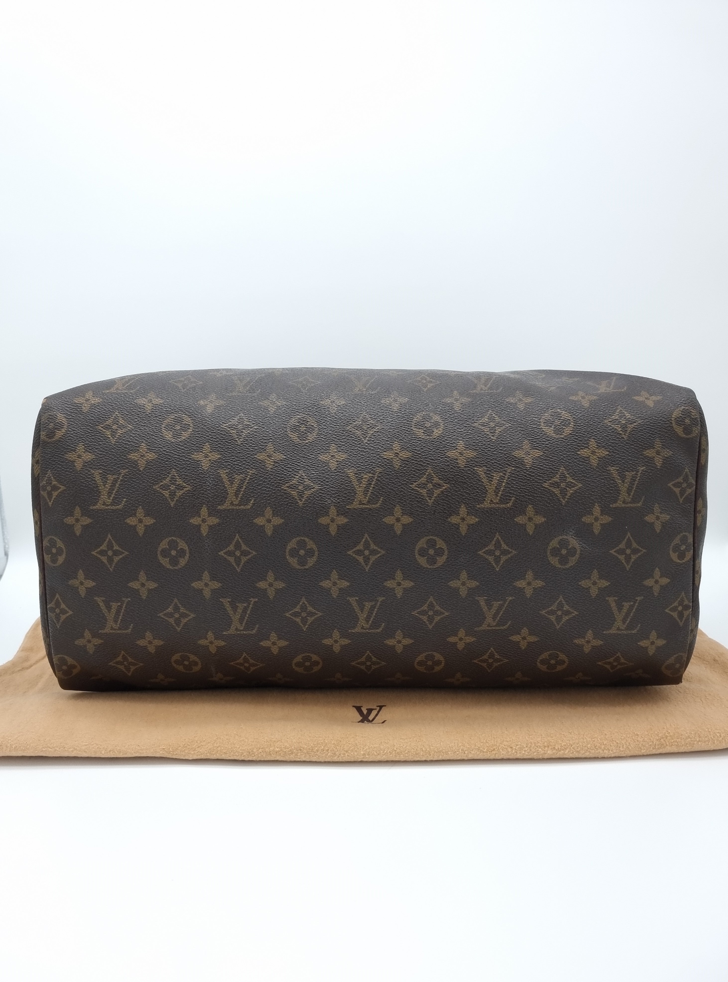 Louis Vuitton Speedy 40