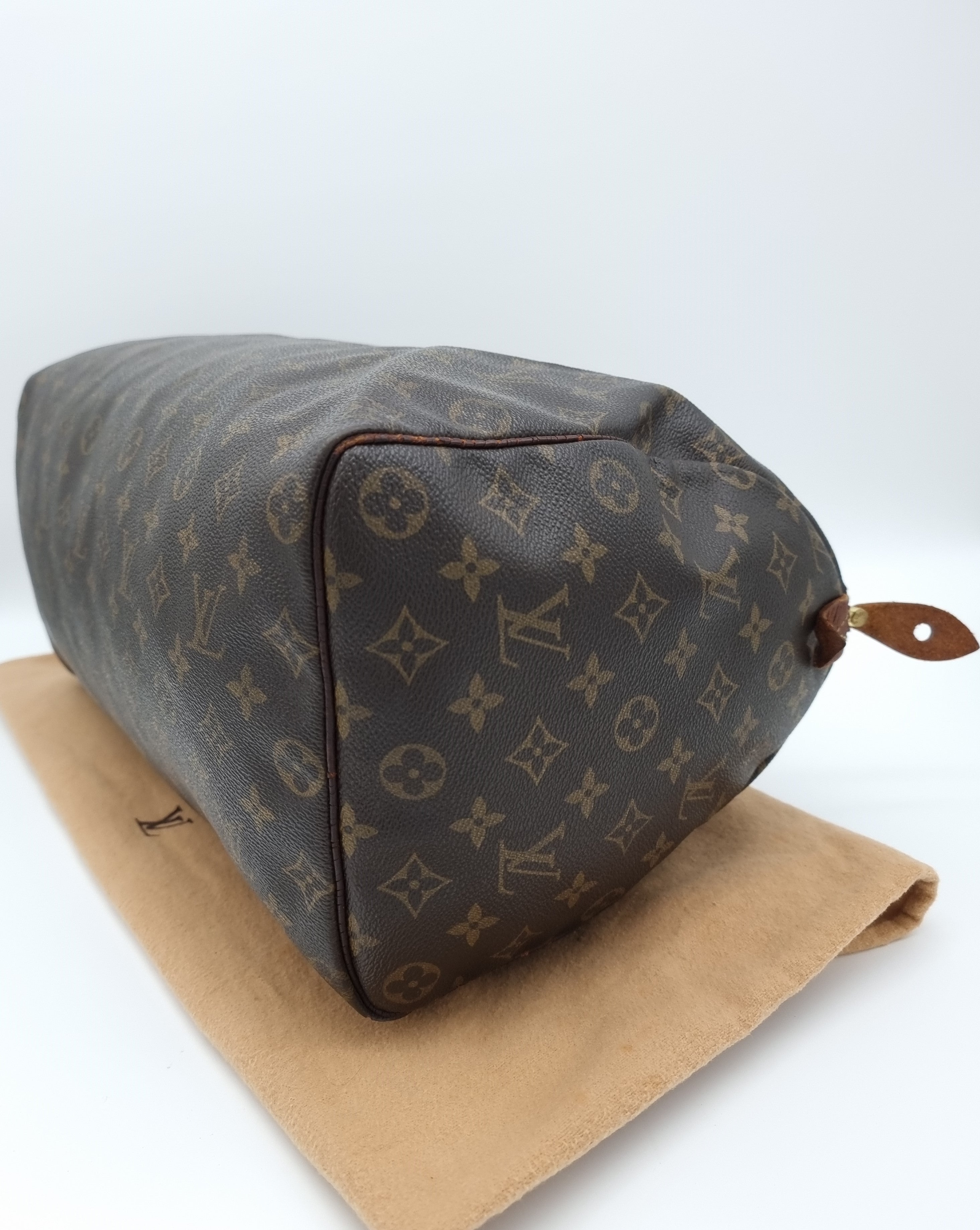 Louis Vuitton Speedy 40