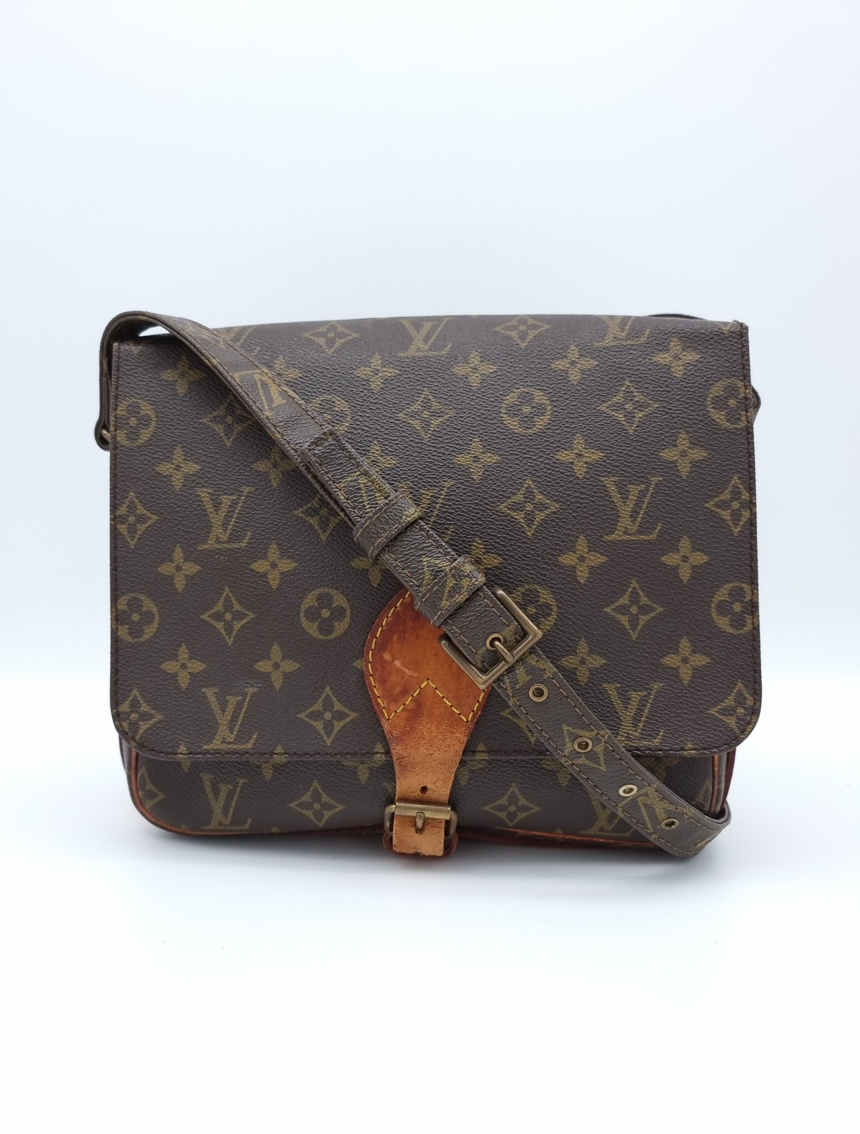Louis Vuitton Cartouchiere GM