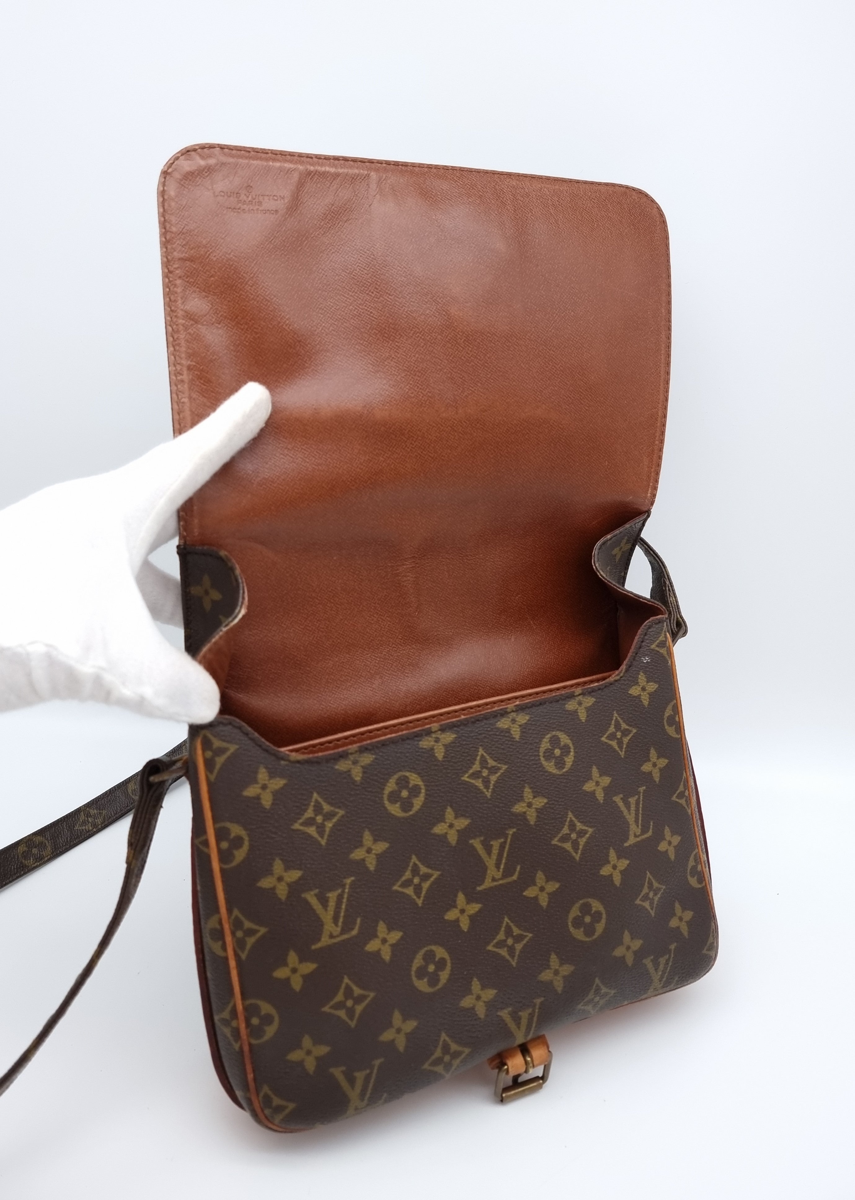 Louis Vuitton Cartouchiere GM