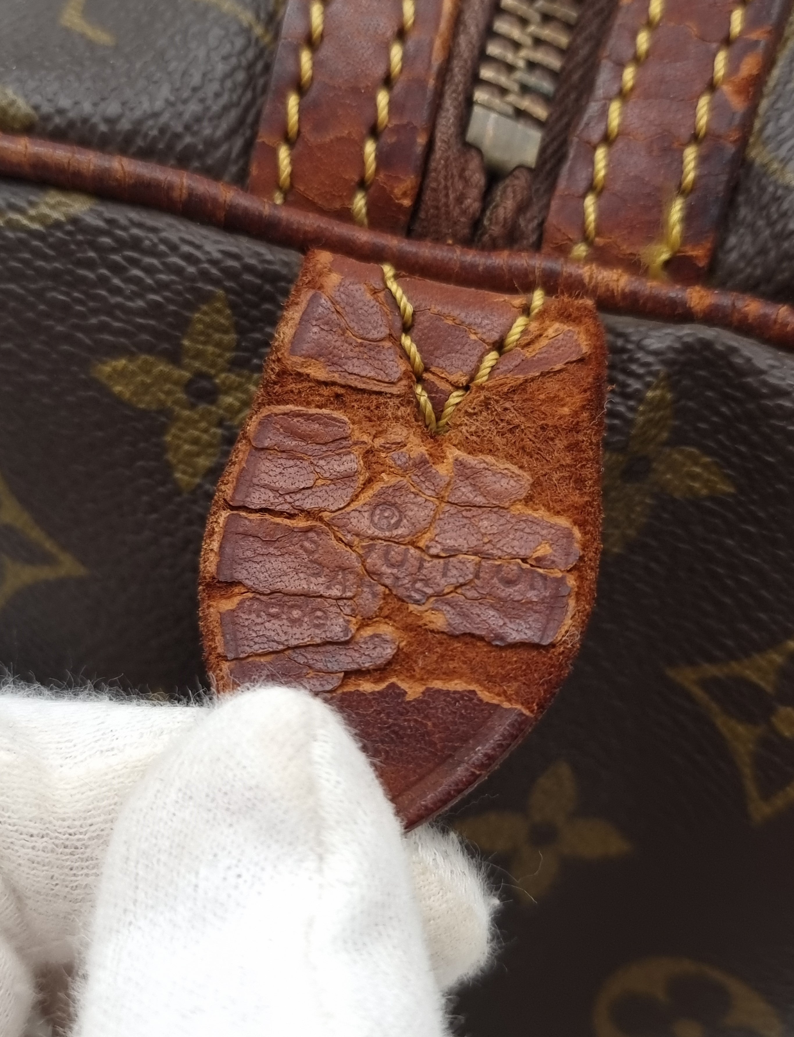 Louis Vuitton Sac Souple 35