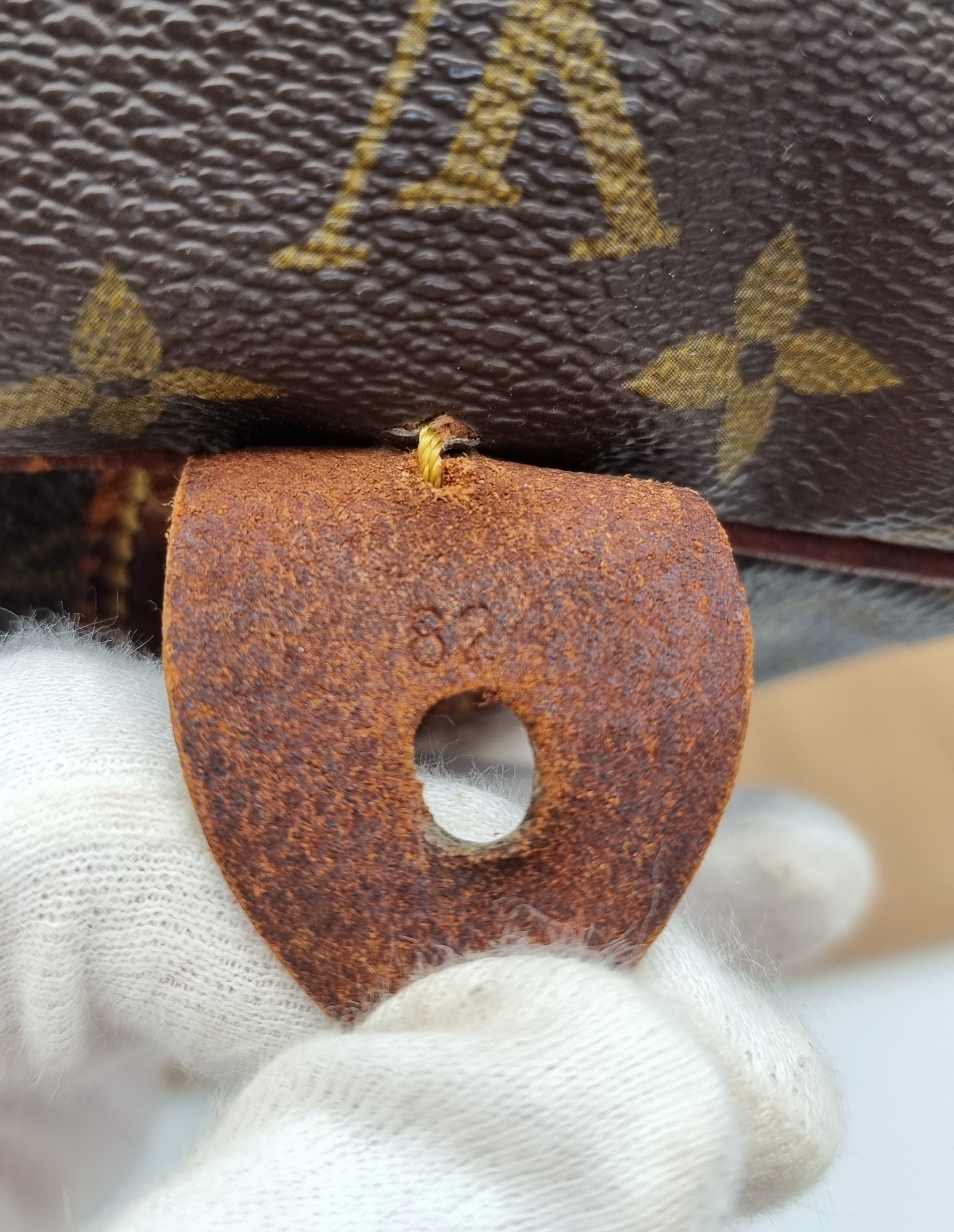 Louis Vuitton Sac Souple 35