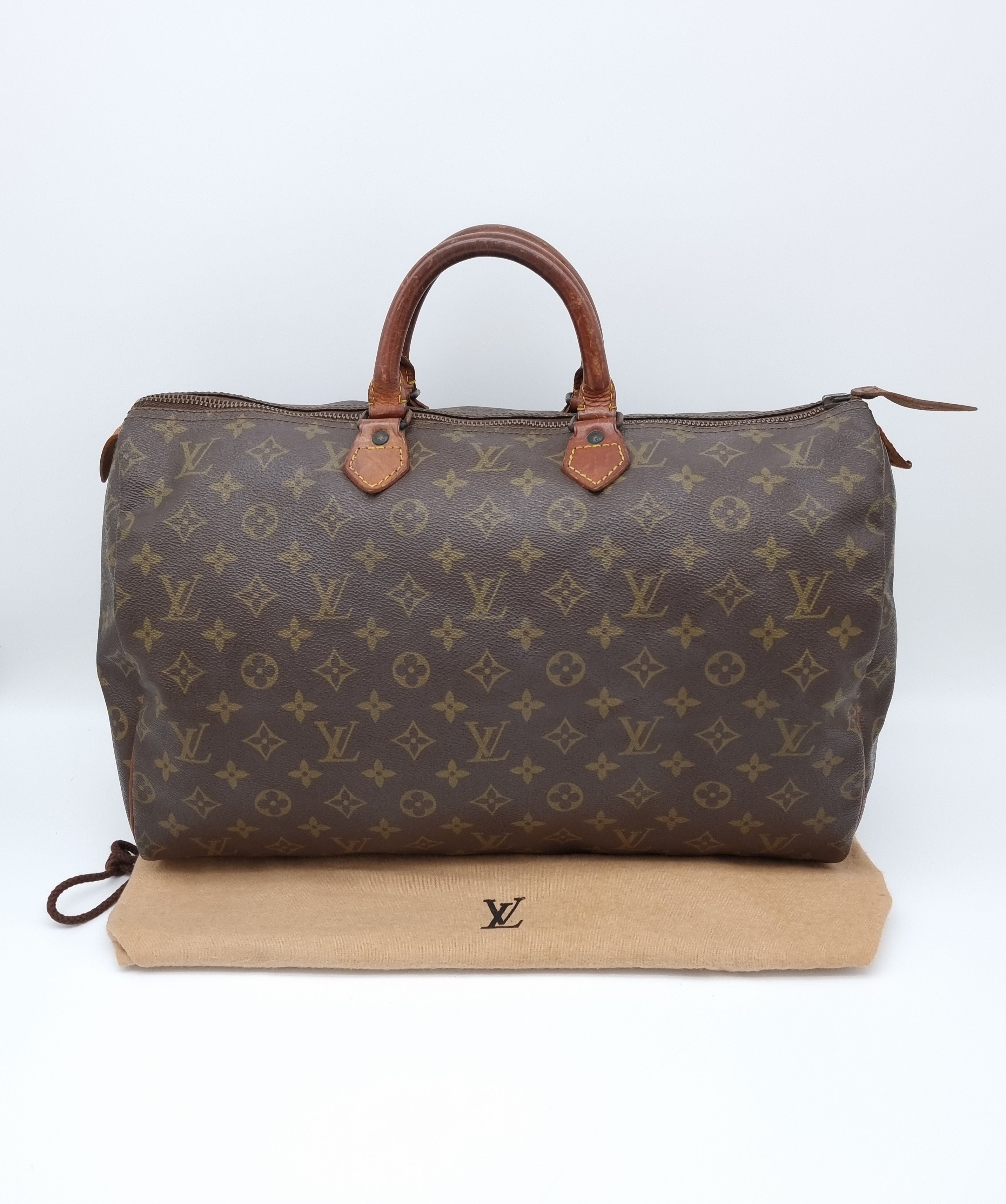 Louis Vuitton Speedy 40