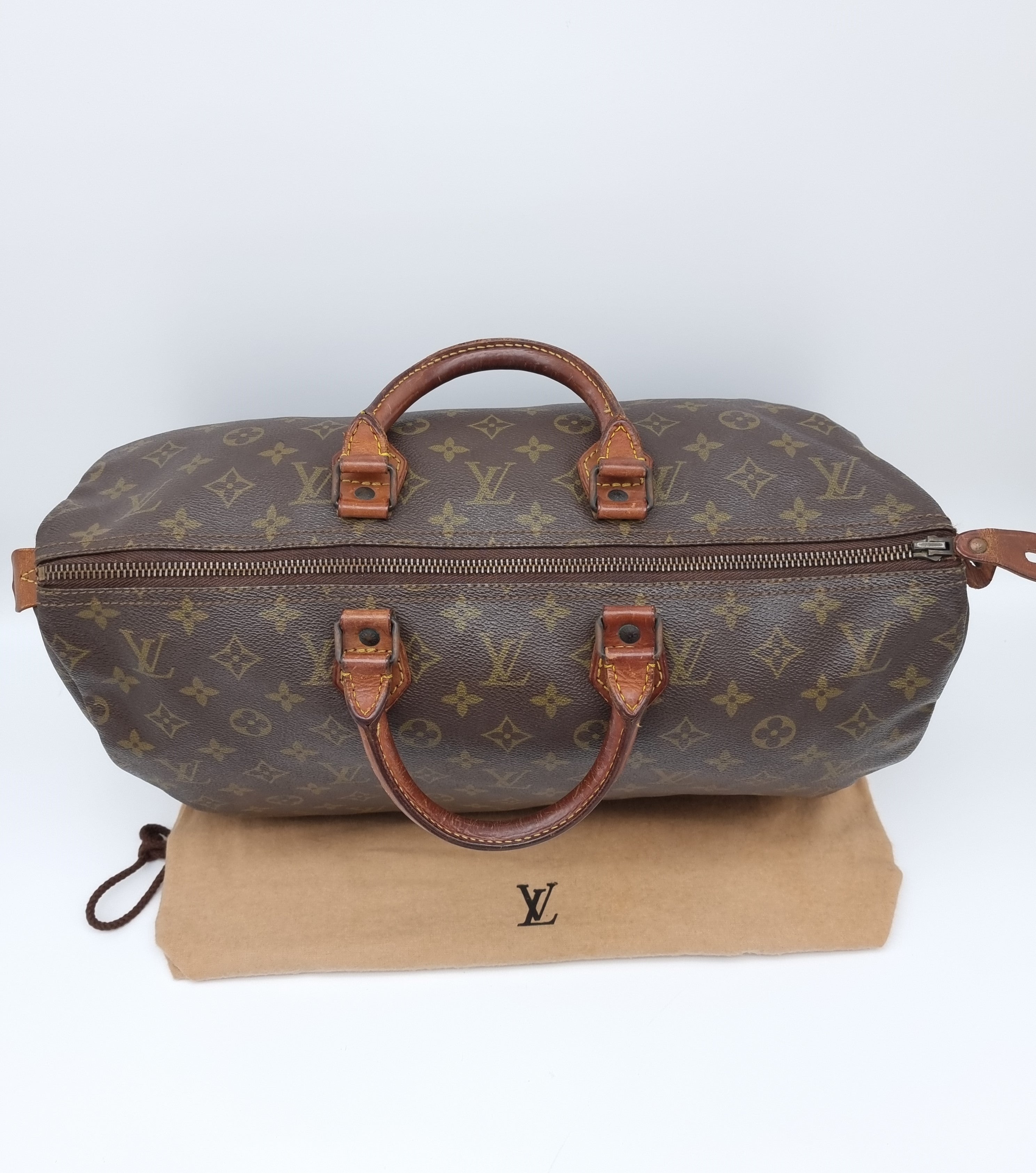 Louis Vuitton Speedy 40