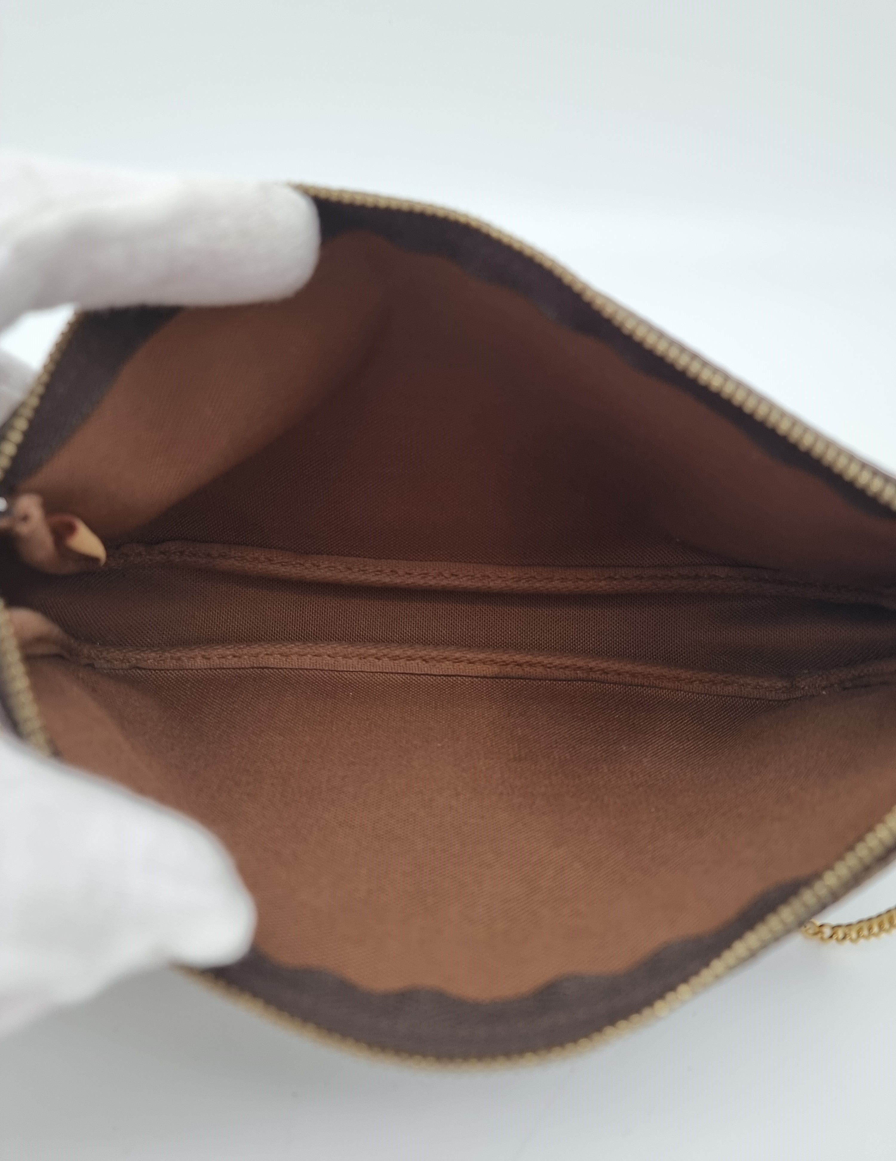 Louis Vuitton Pochette Accessoires
