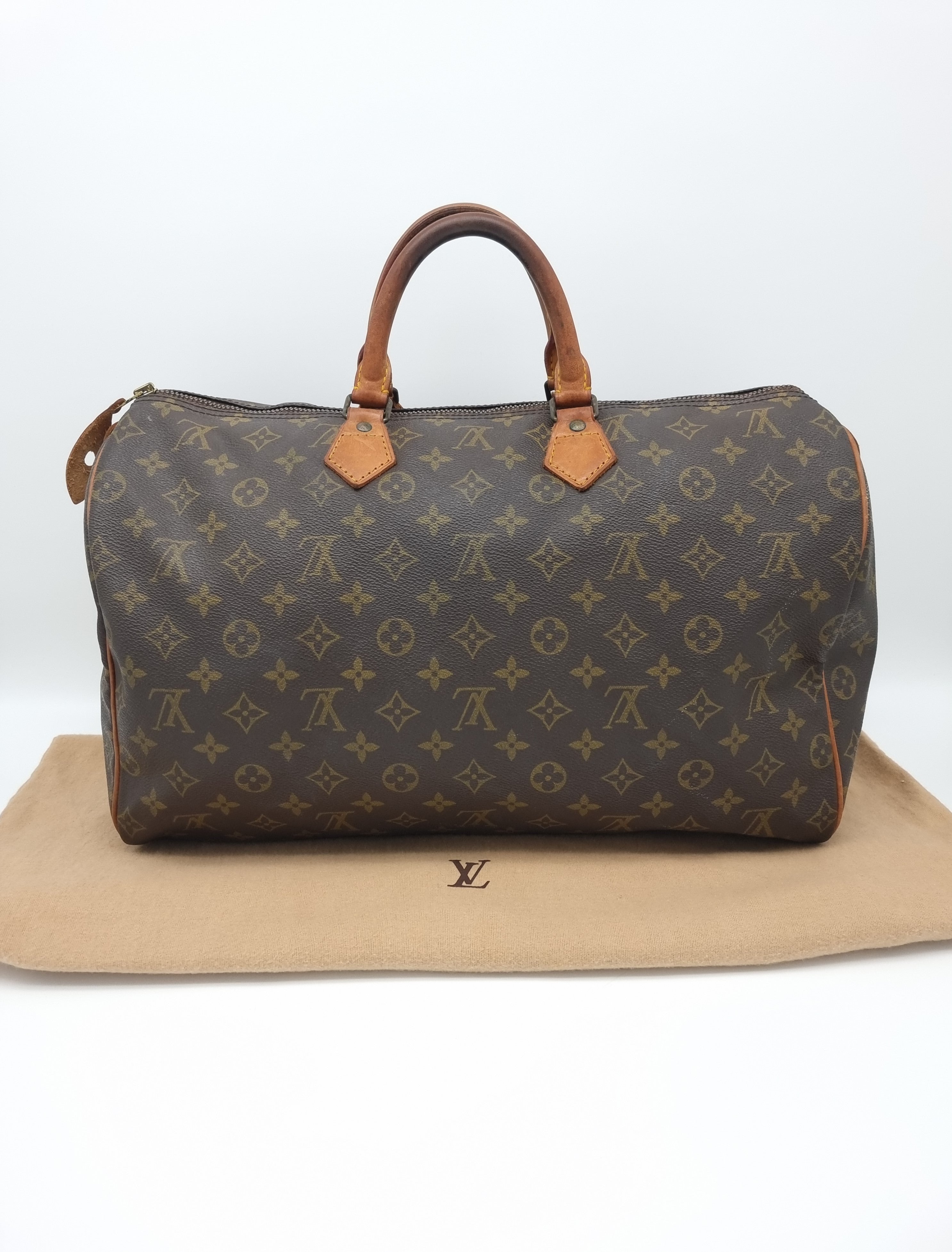 Louis Vuitton Speedy 40