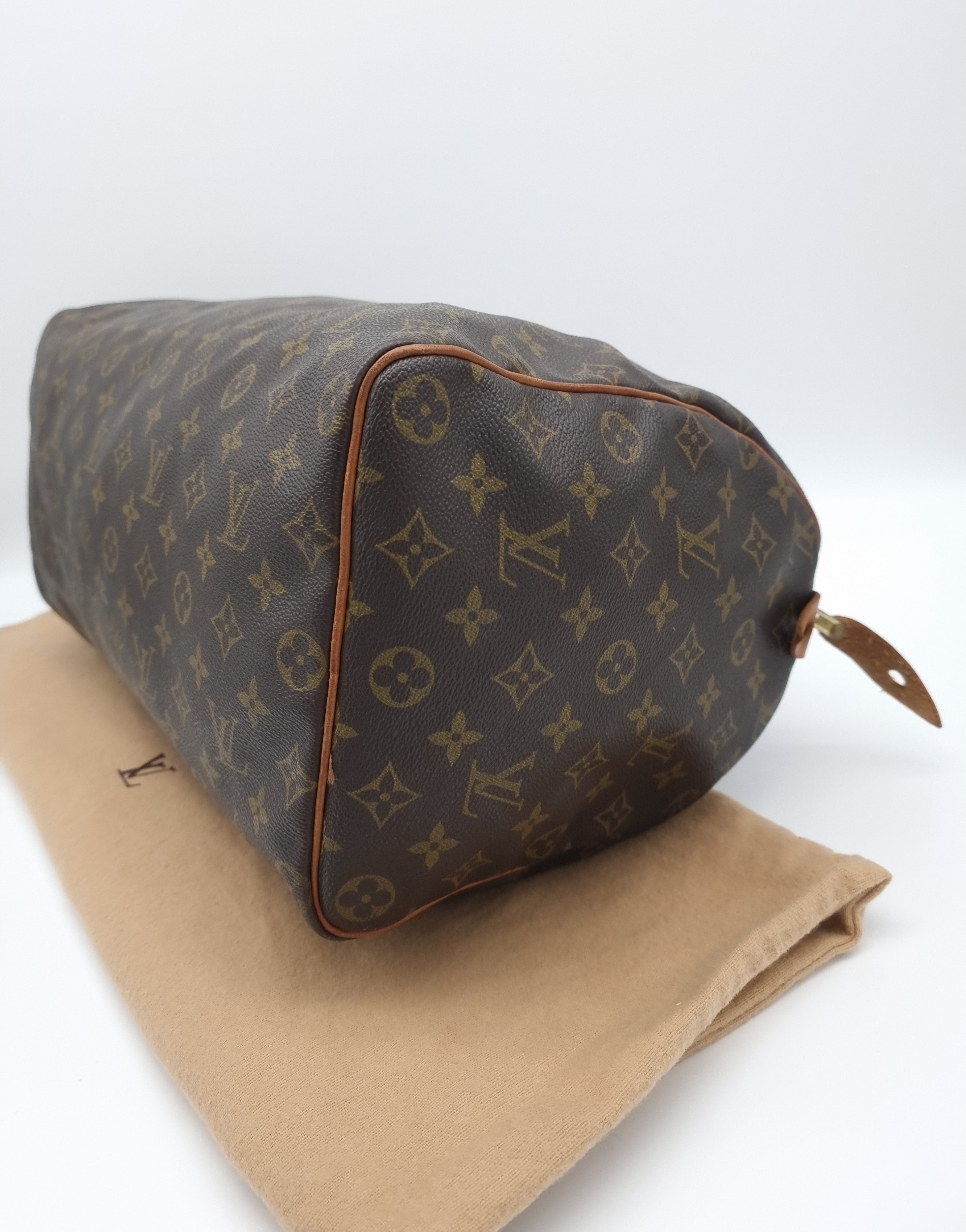 Louis Vuitton Speedy 40