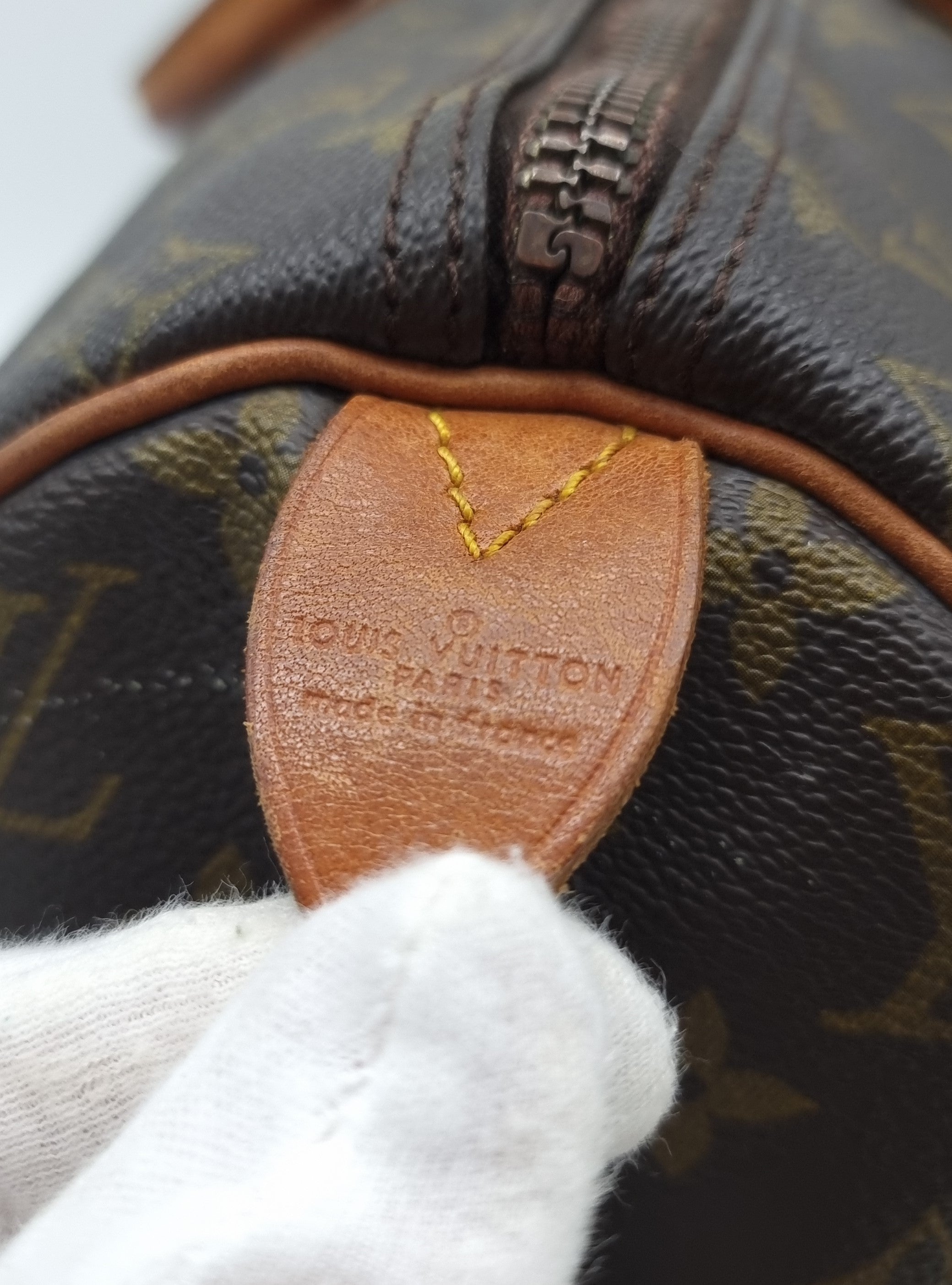 Louis Vuitton Speedy 40