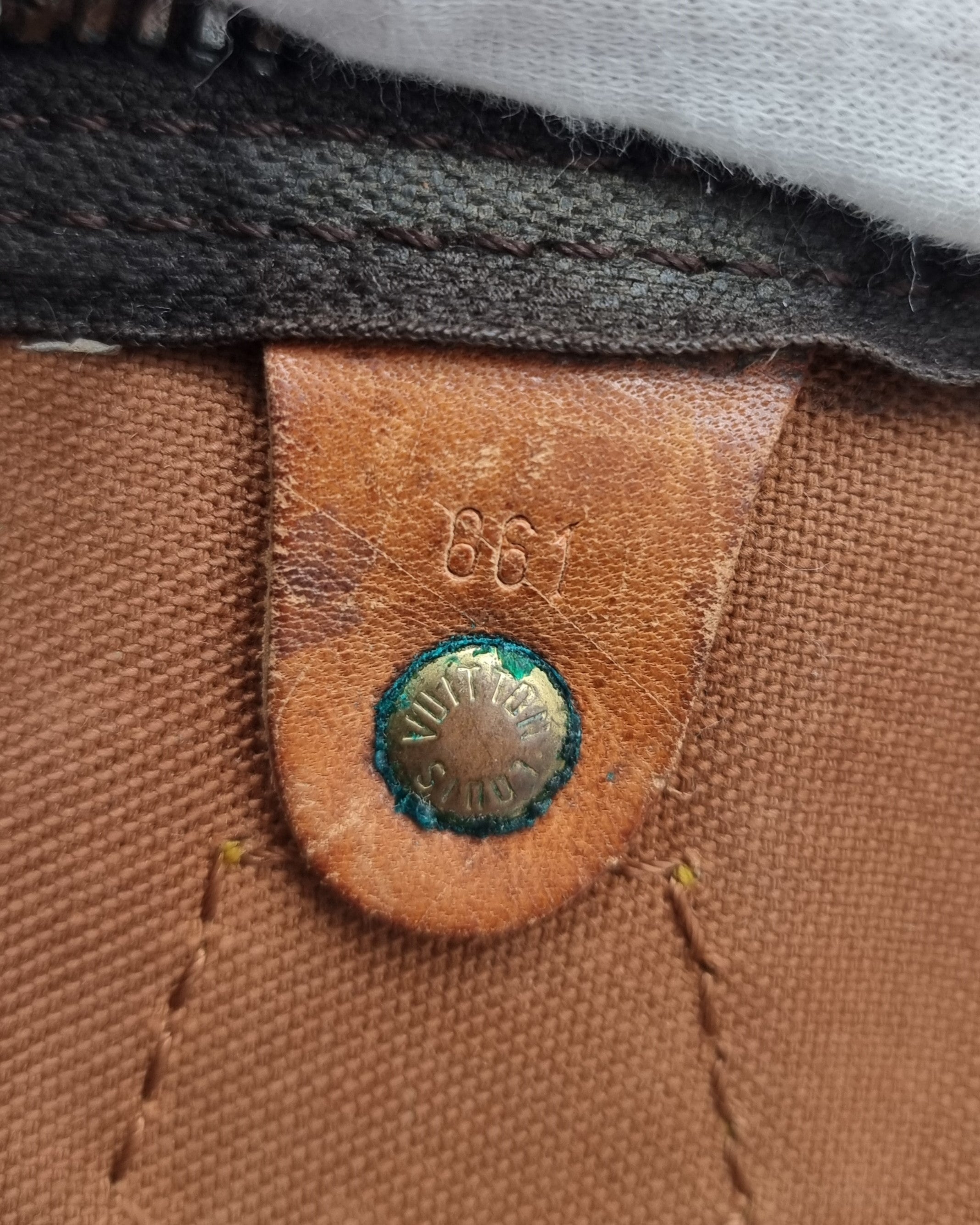 Louis Vuitton Speedy 40