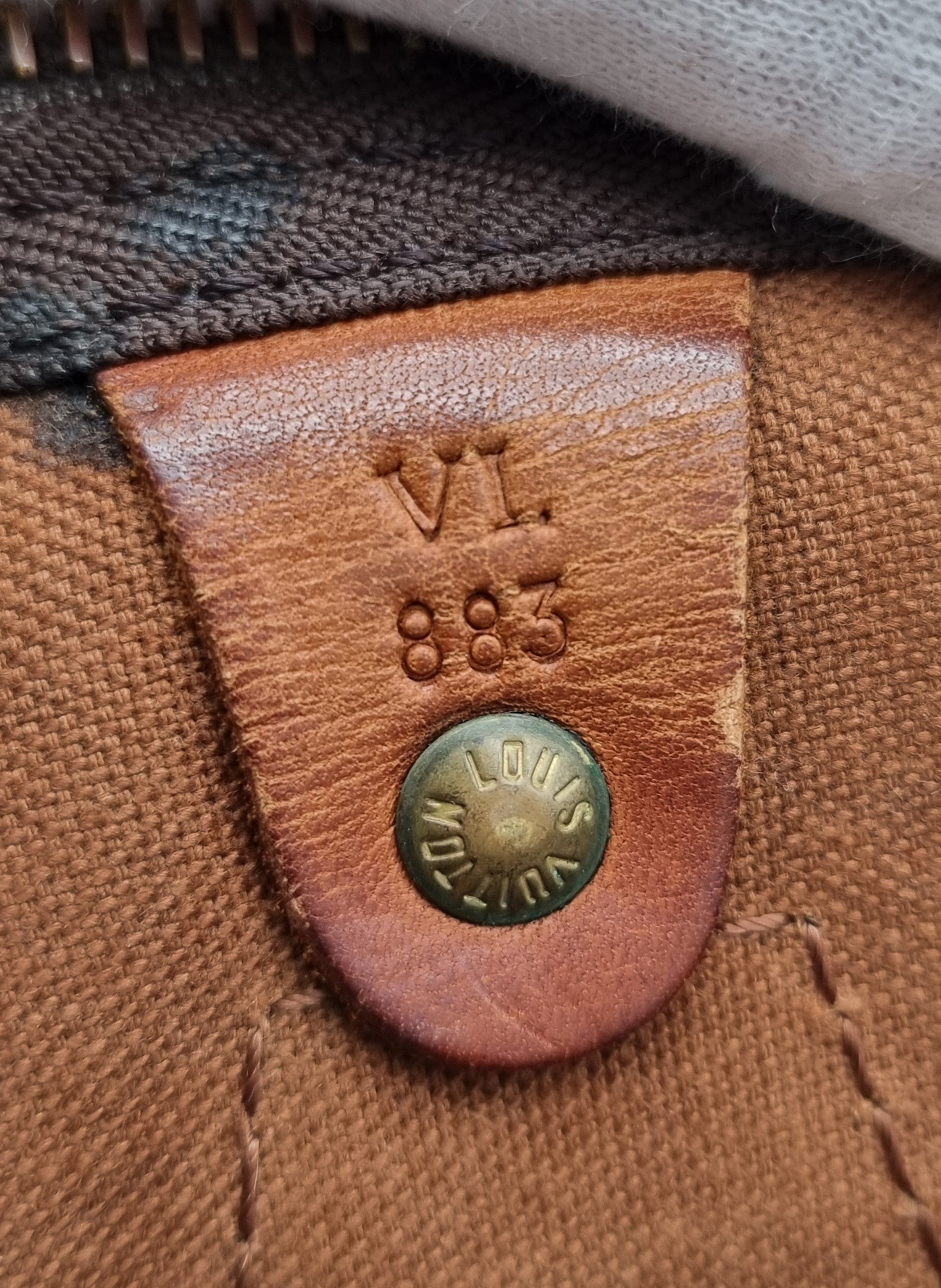 Louis Vuitton Speedy 35
