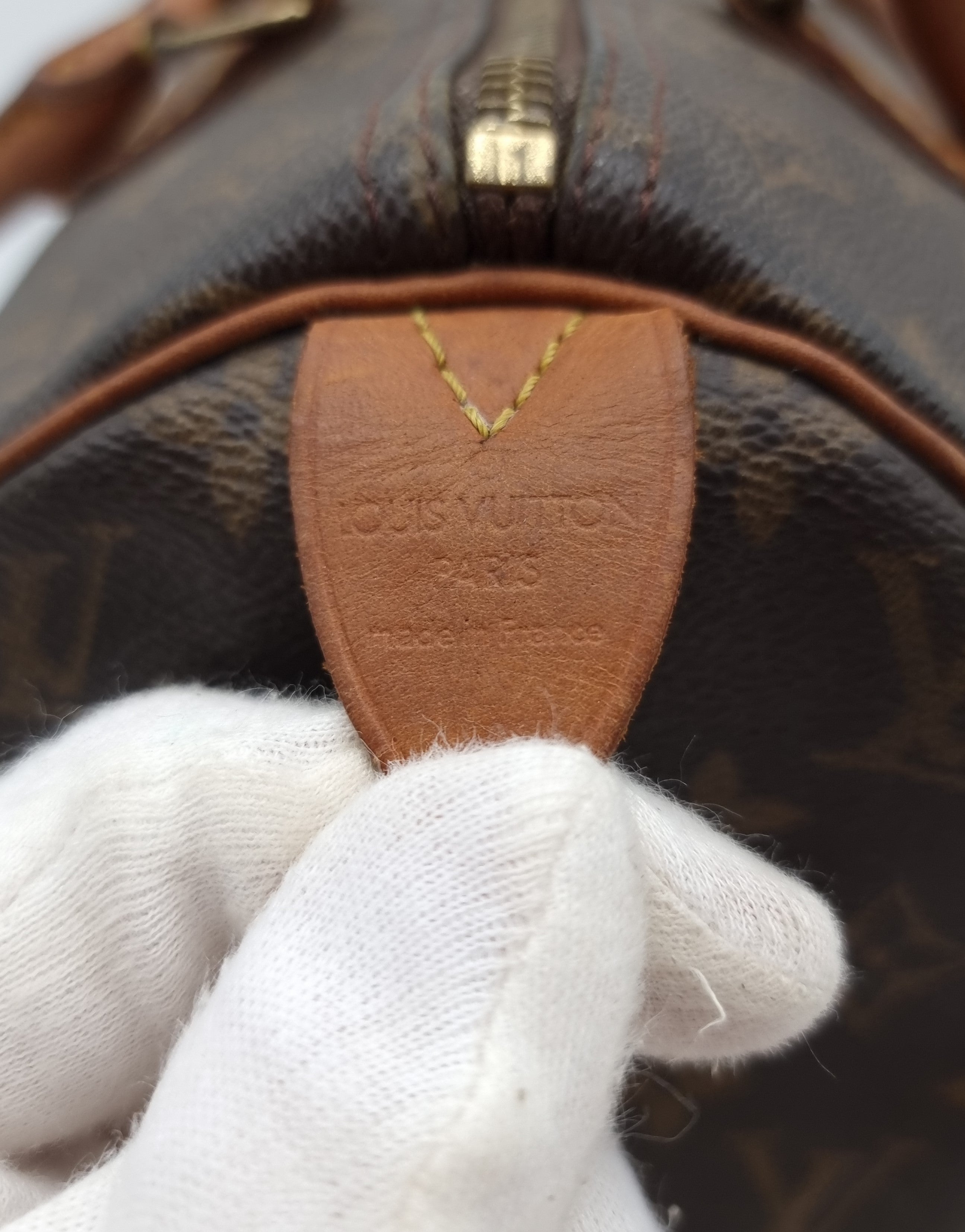 Louis Vuitton Speedy 30