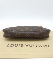 Louis Vuitton Pochette Accessoires