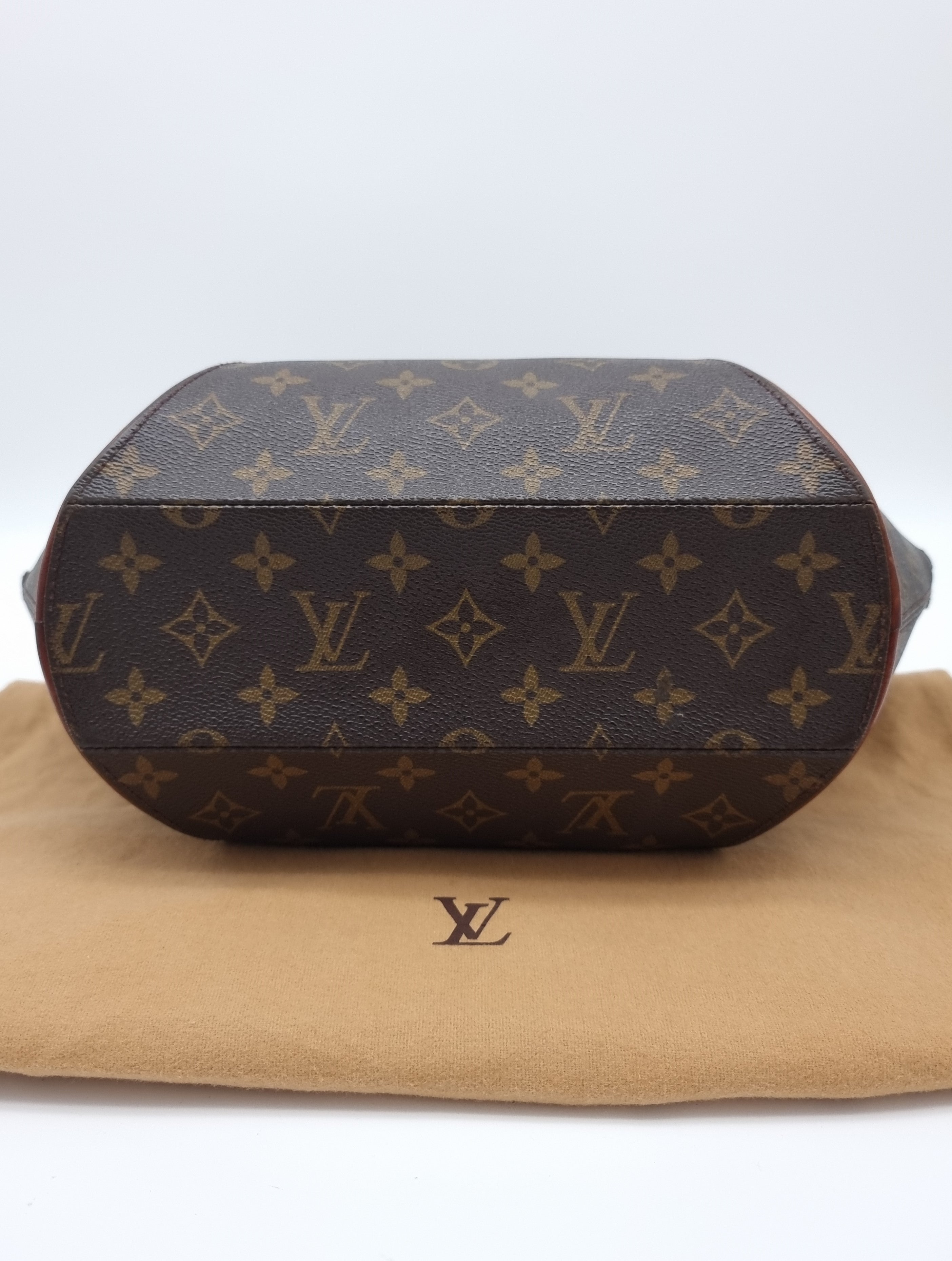 Louis Vuitton Ellipse