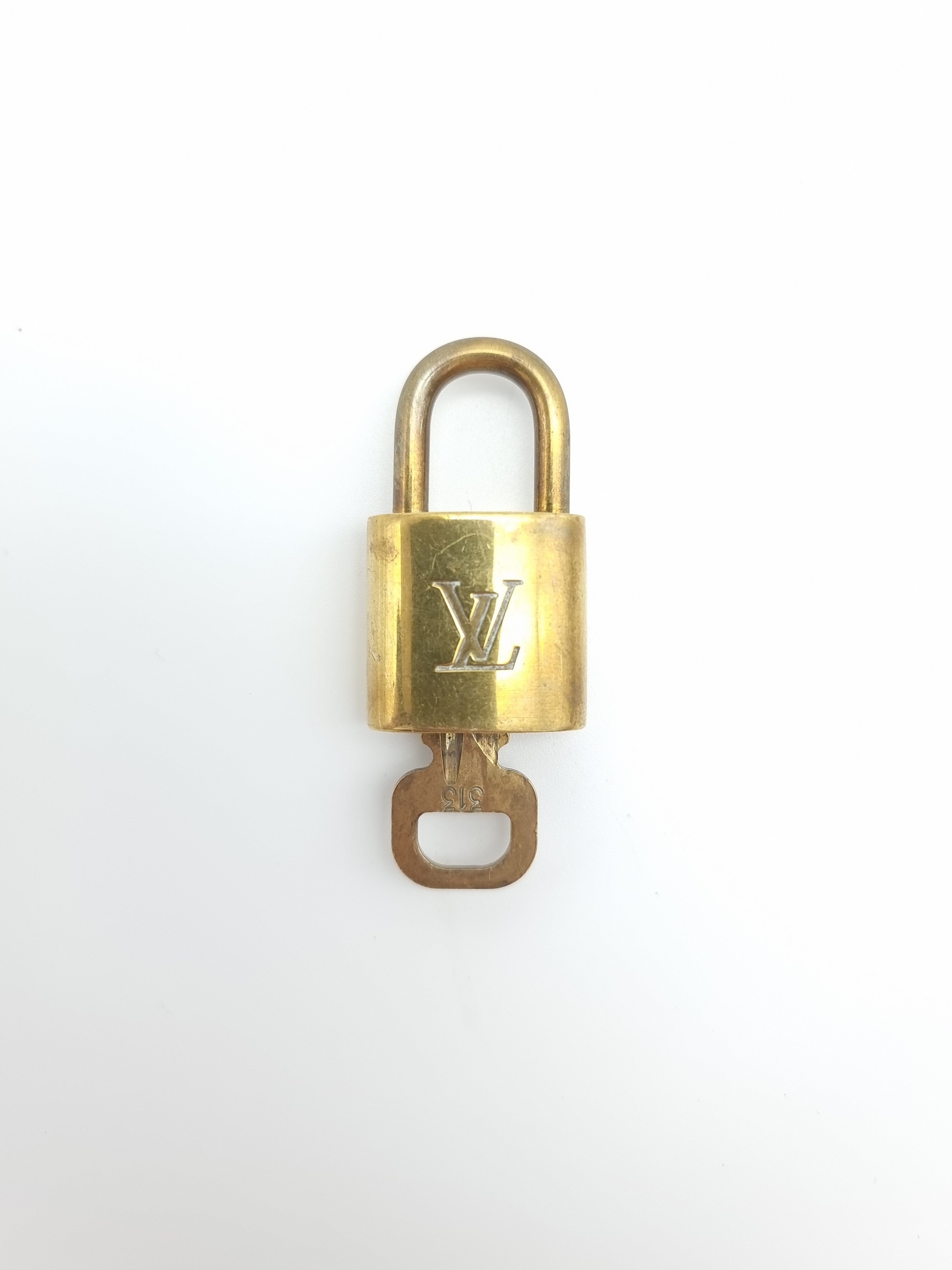 Louis Vuitton -lukko ja avain