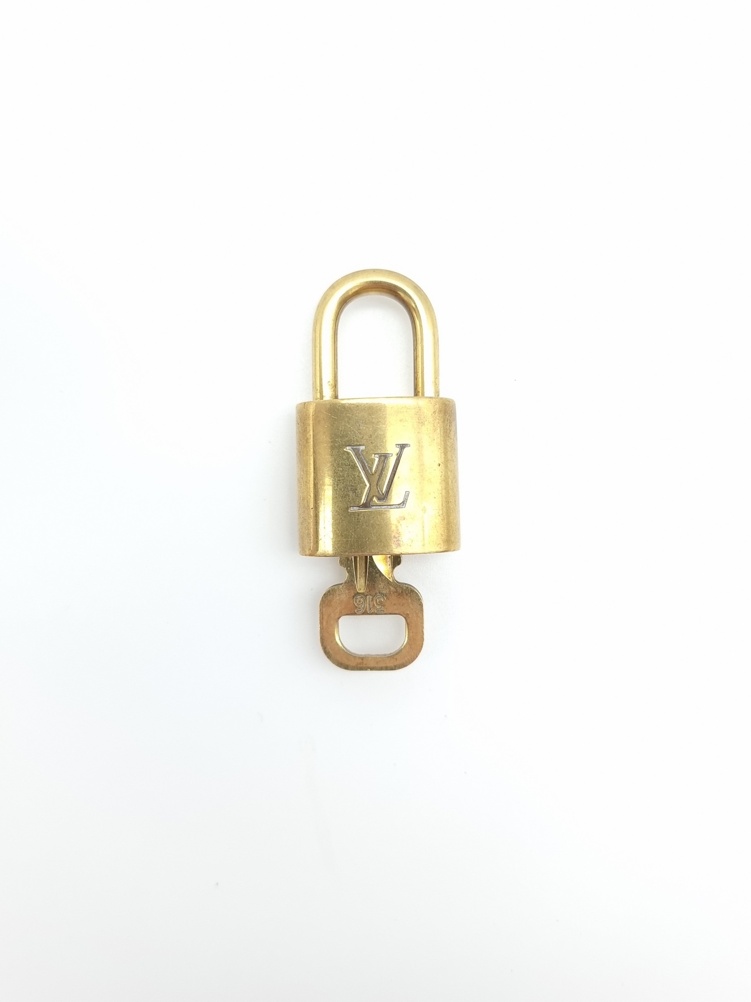 Louis Vuitton -lukko ja avain