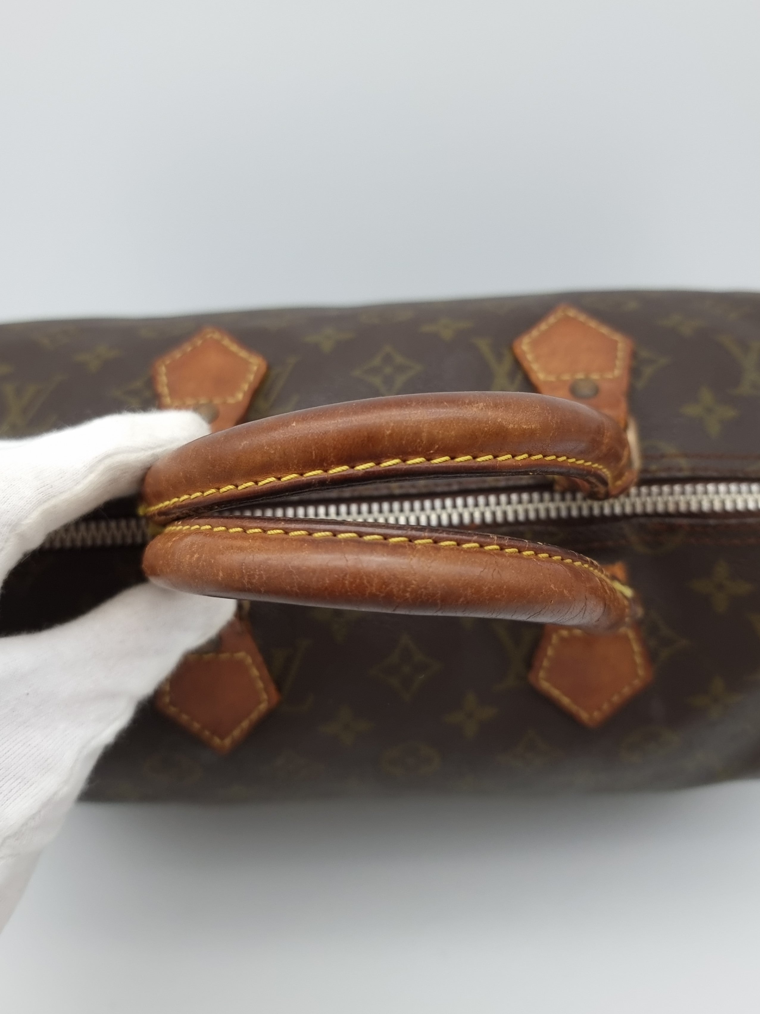 Louis Vuitton Speedy 35
