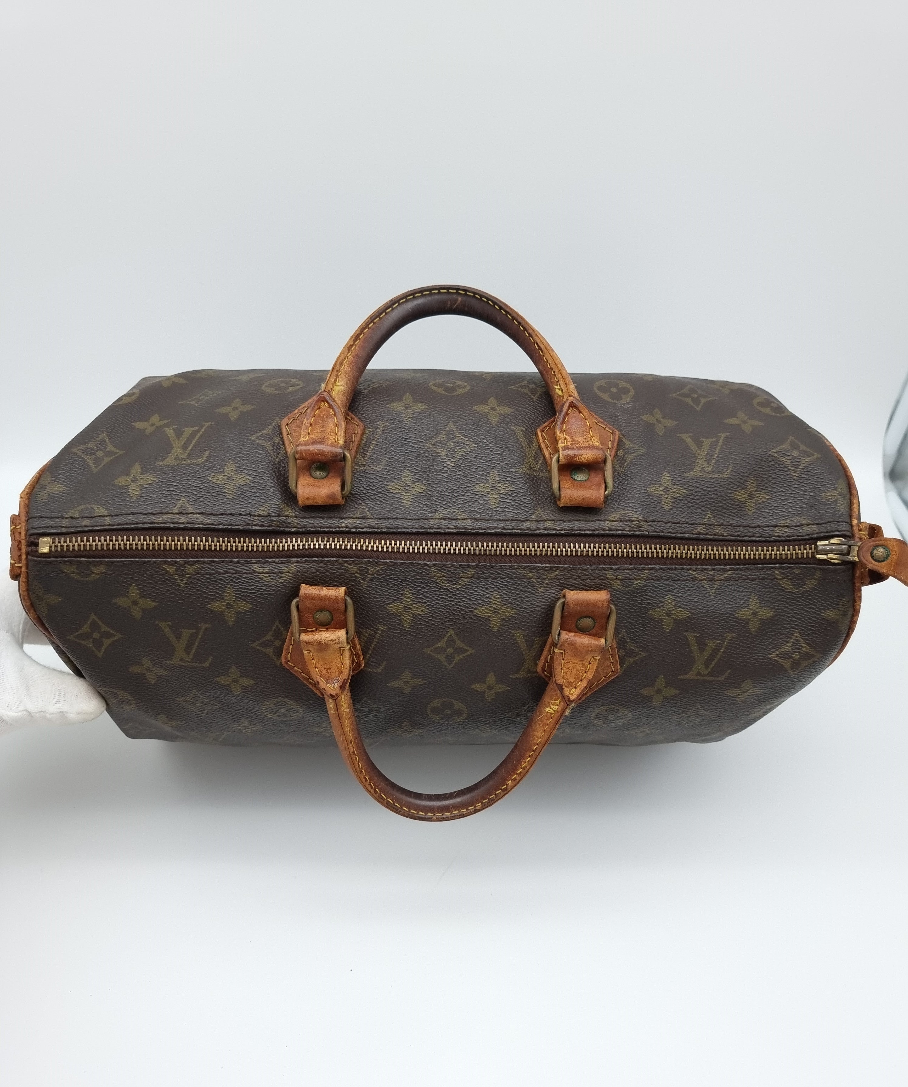 Louis Vuitton Speedy 35