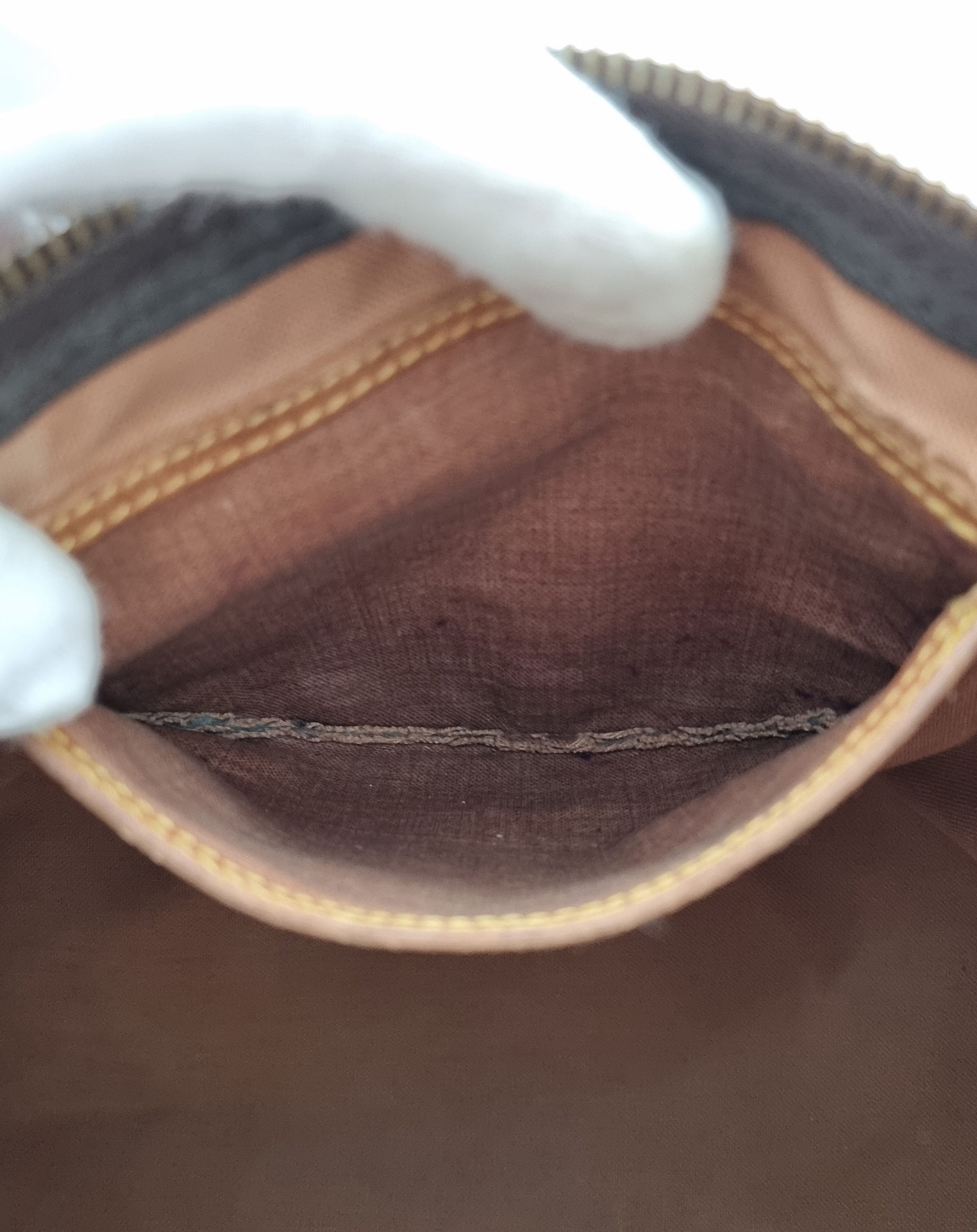 Louis Vuitton Speedy 35