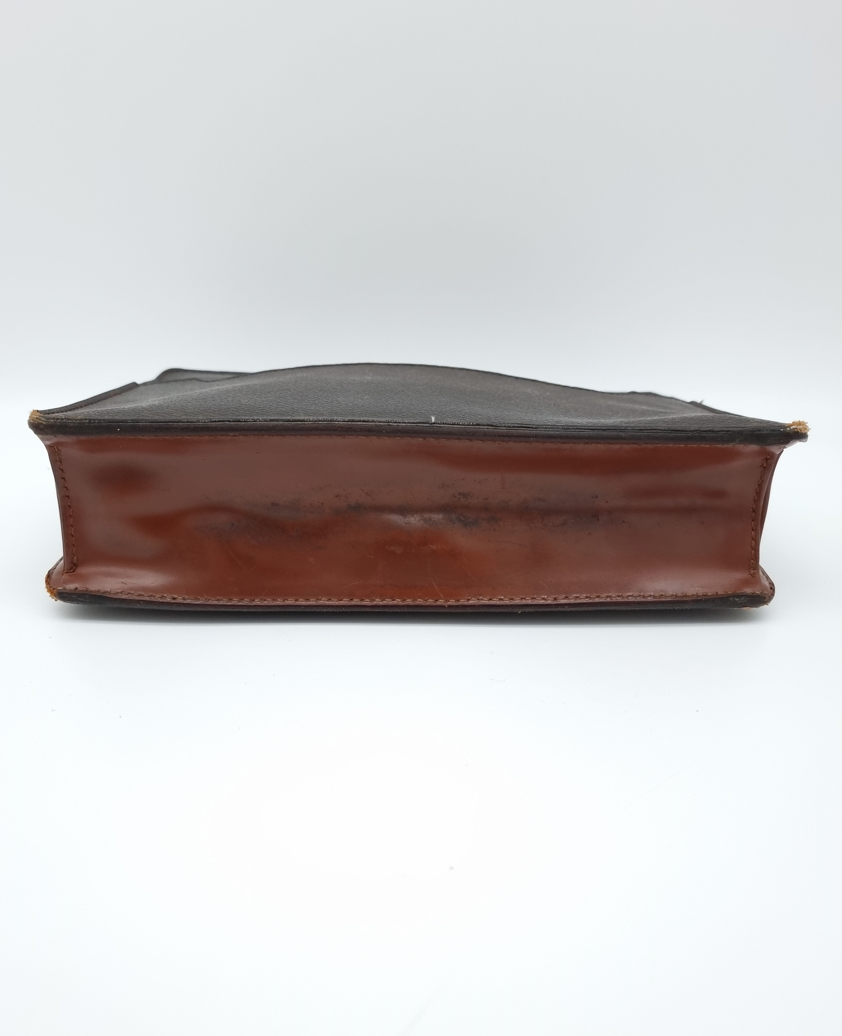 Louis Vuitton Homme Clutch