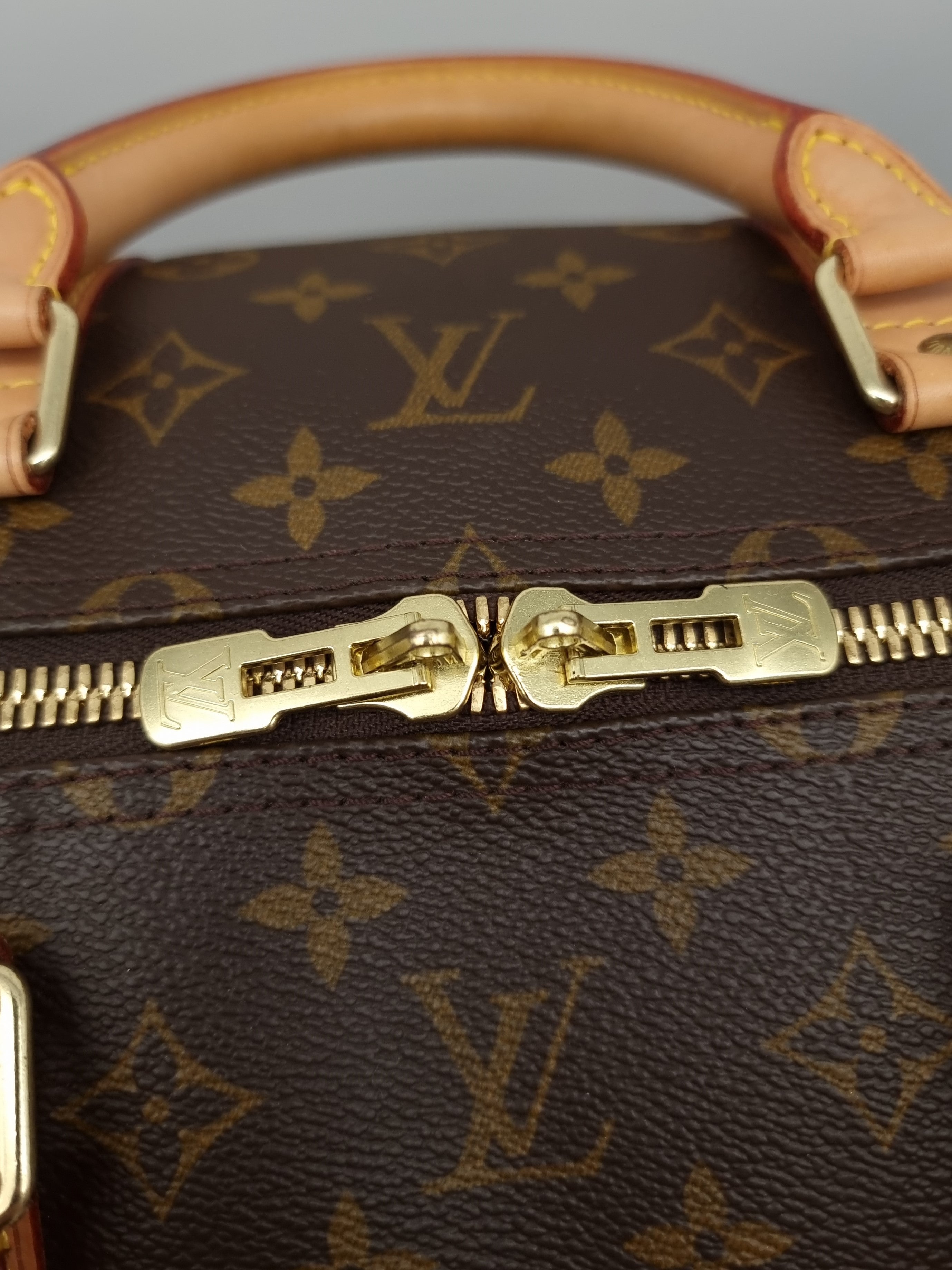 Louis Vuitton Keepall 55 Bandouliere