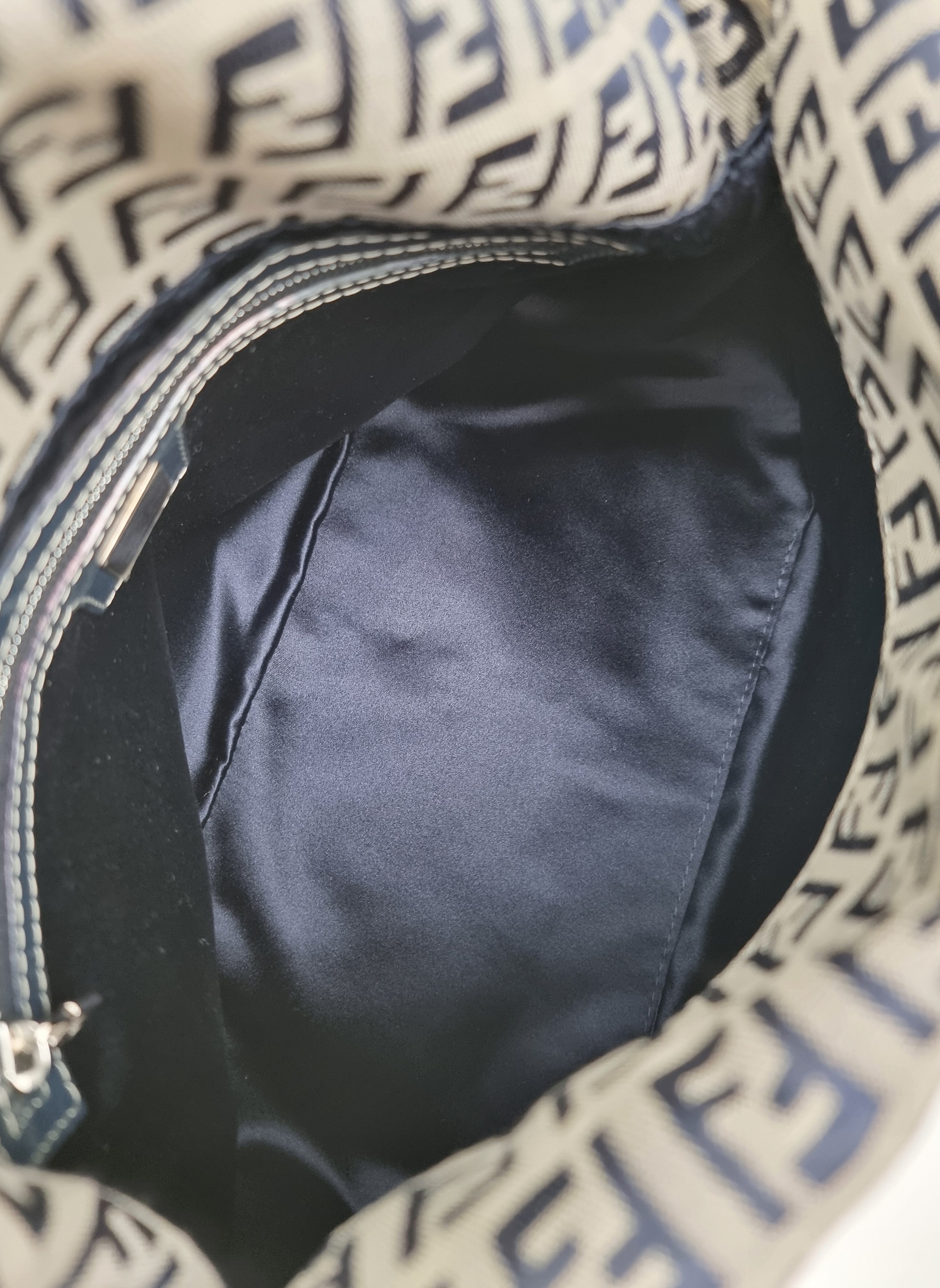 Fendi Mamma Baguette – Luxor Finland