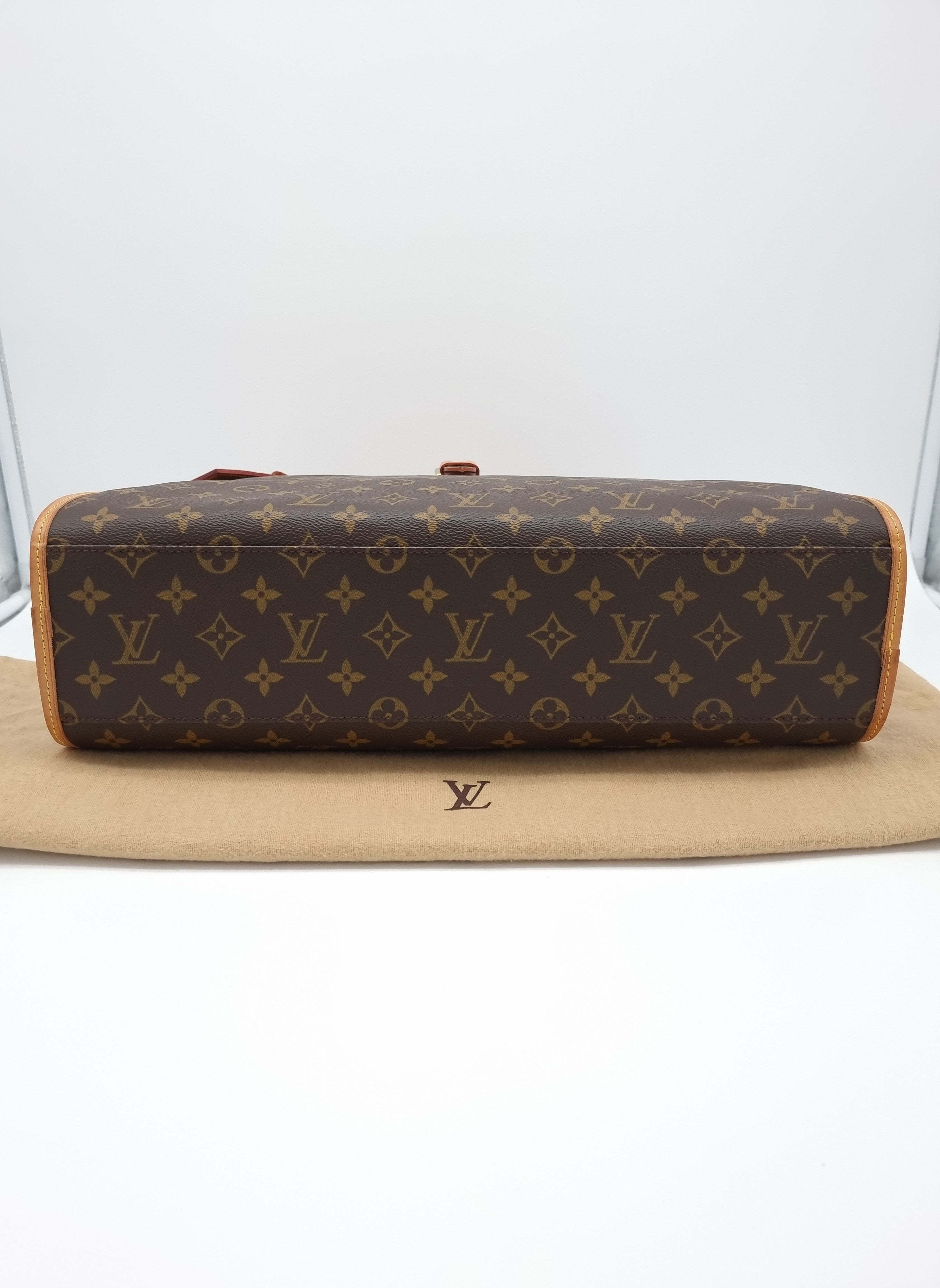 Louis Vuitton Rivoli