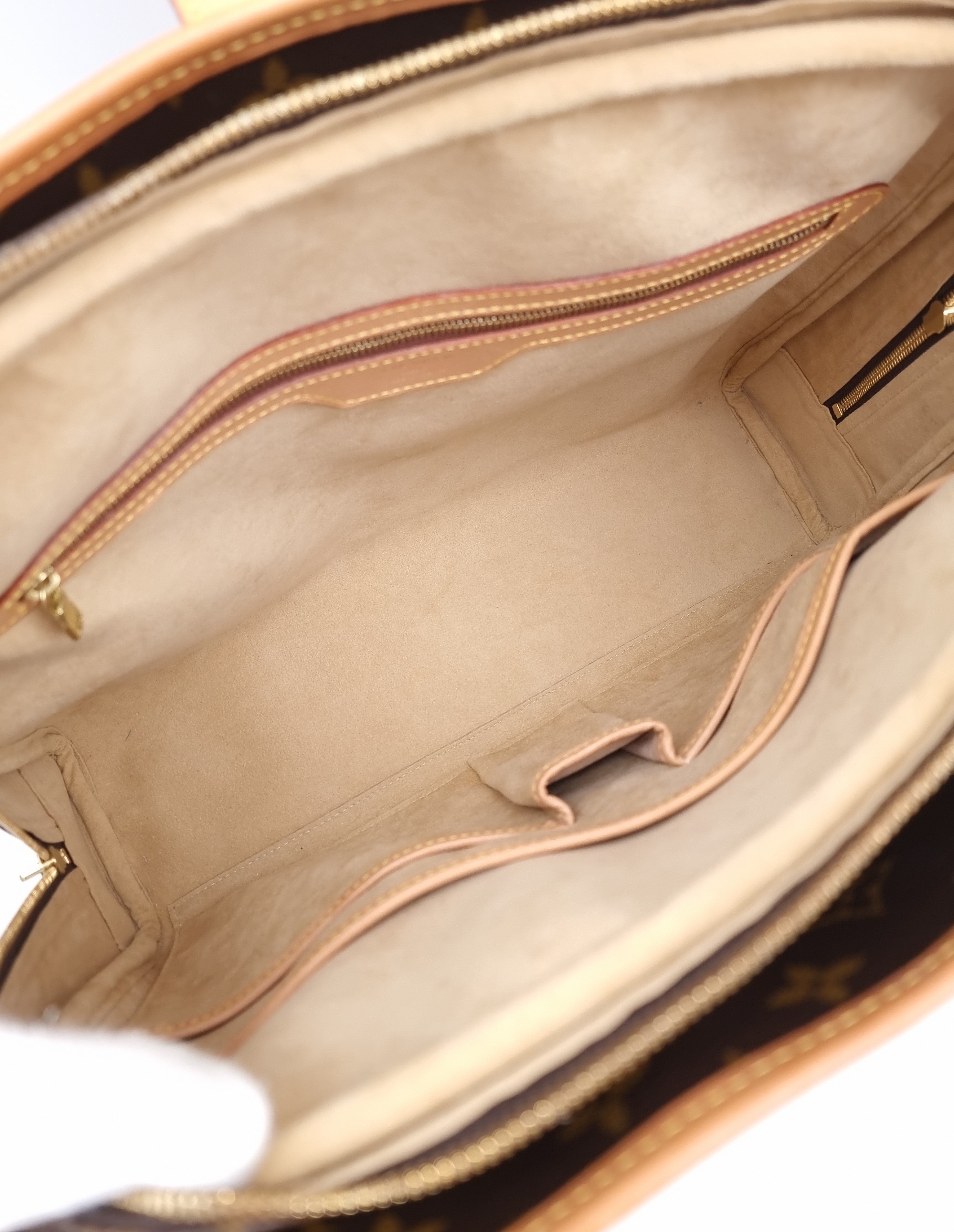 Louis Vuitton Rivoli – Luxor Finland - Main Image