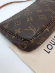 Louis Vuitton Pochette Accessoires