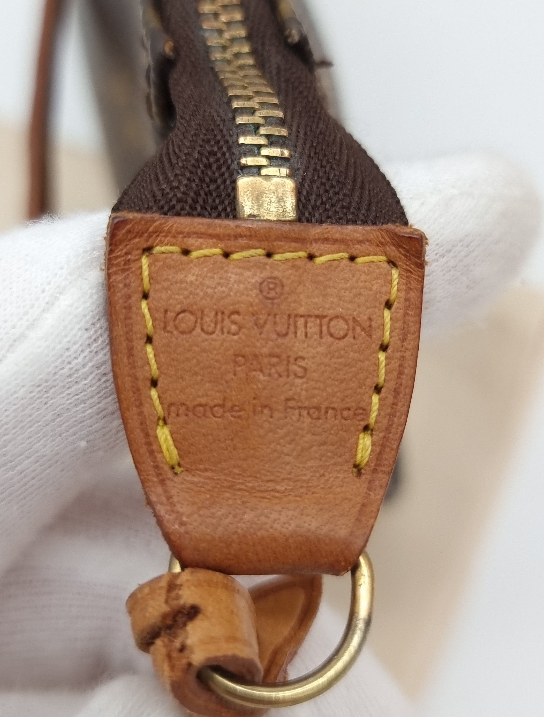 Louis Vuitton Pochette Accessoires