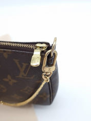 Louis Vuitton Pochette Accessoires