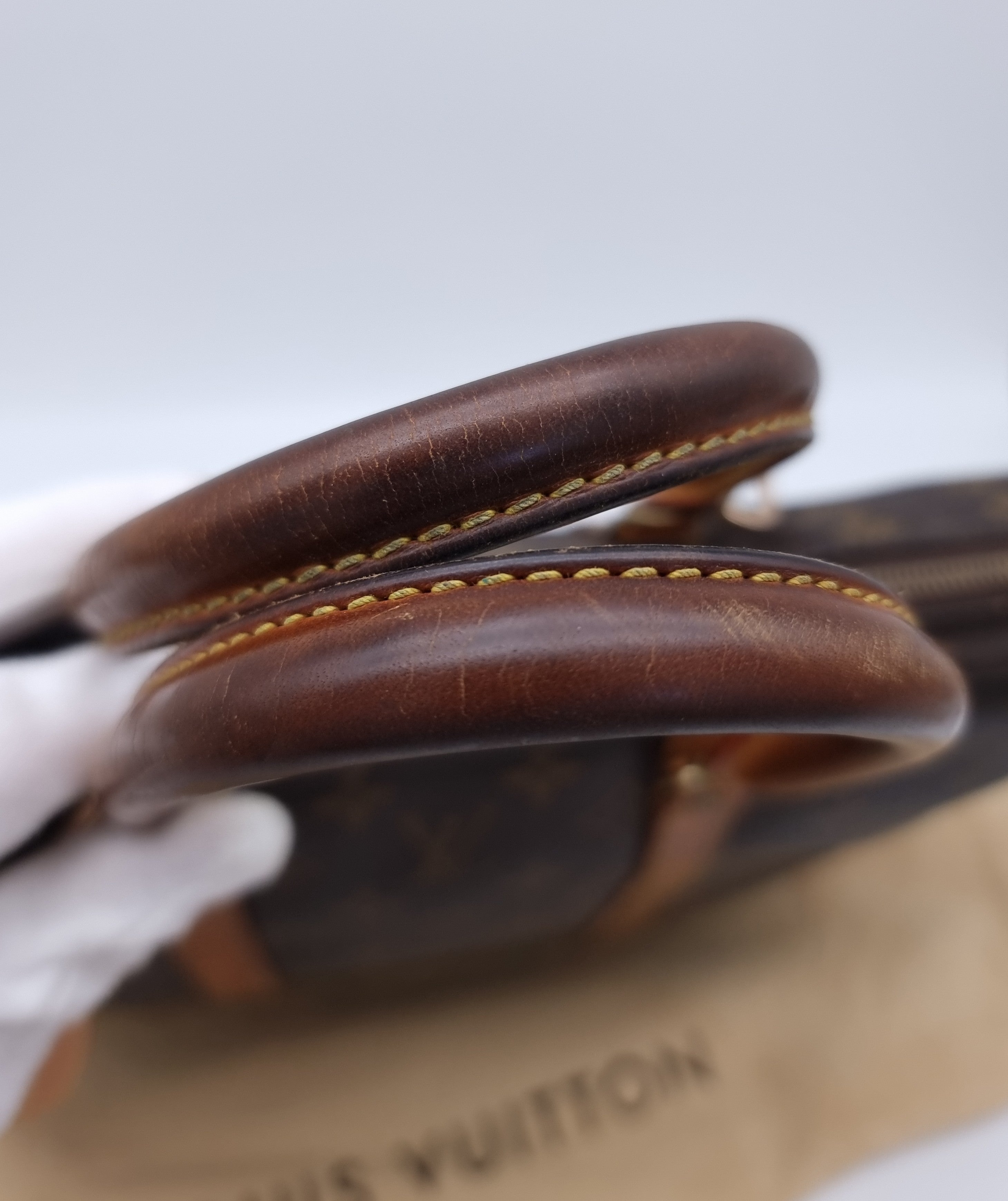 Louis Vuitton Porte Documents Voyage