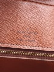 Louis Vuitton Porte Documents Voyage