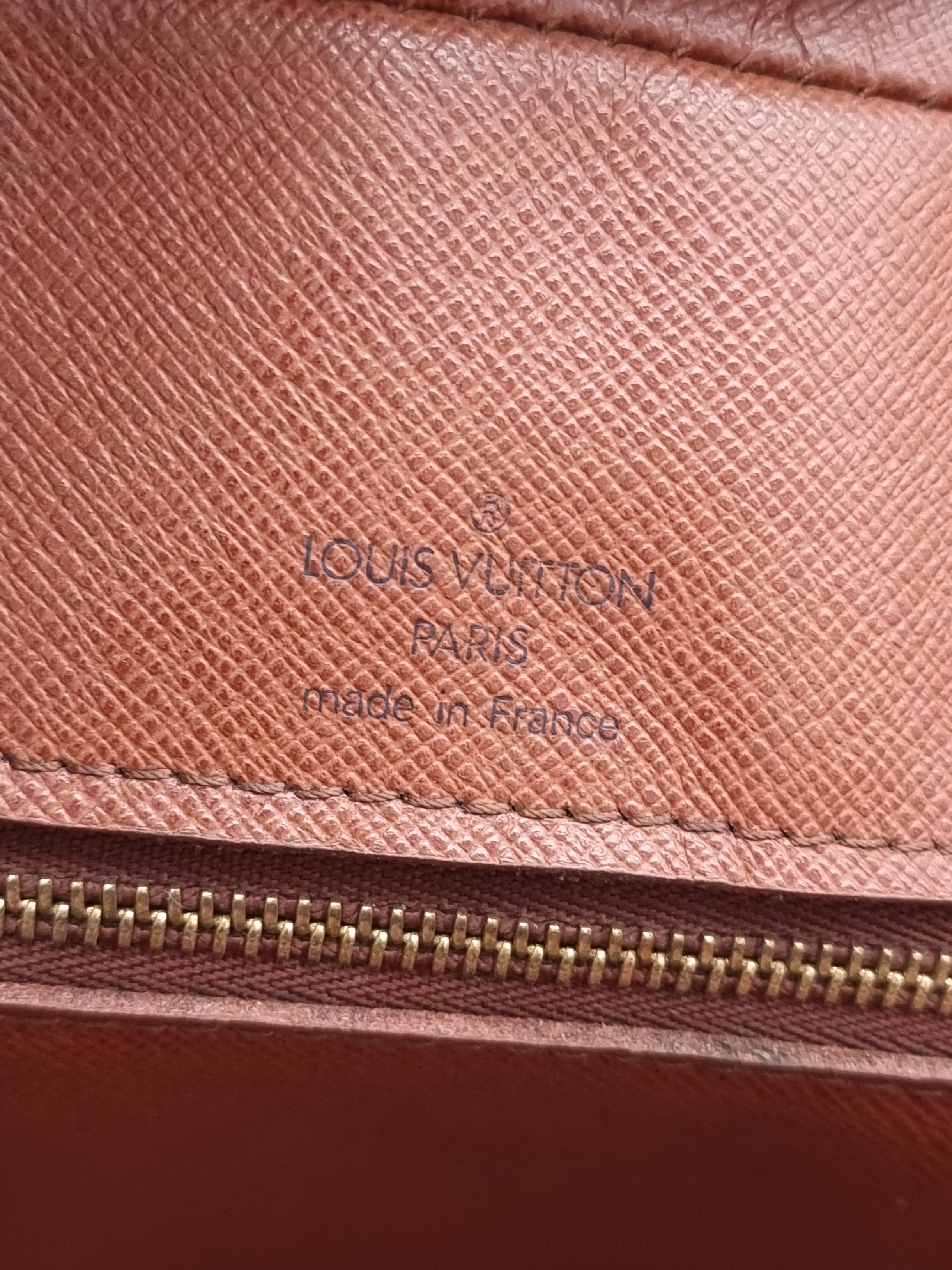 Louis Vuitton Porte Documents Voyage