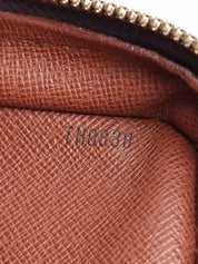 Louis Vuitton Porte Documents Voyage